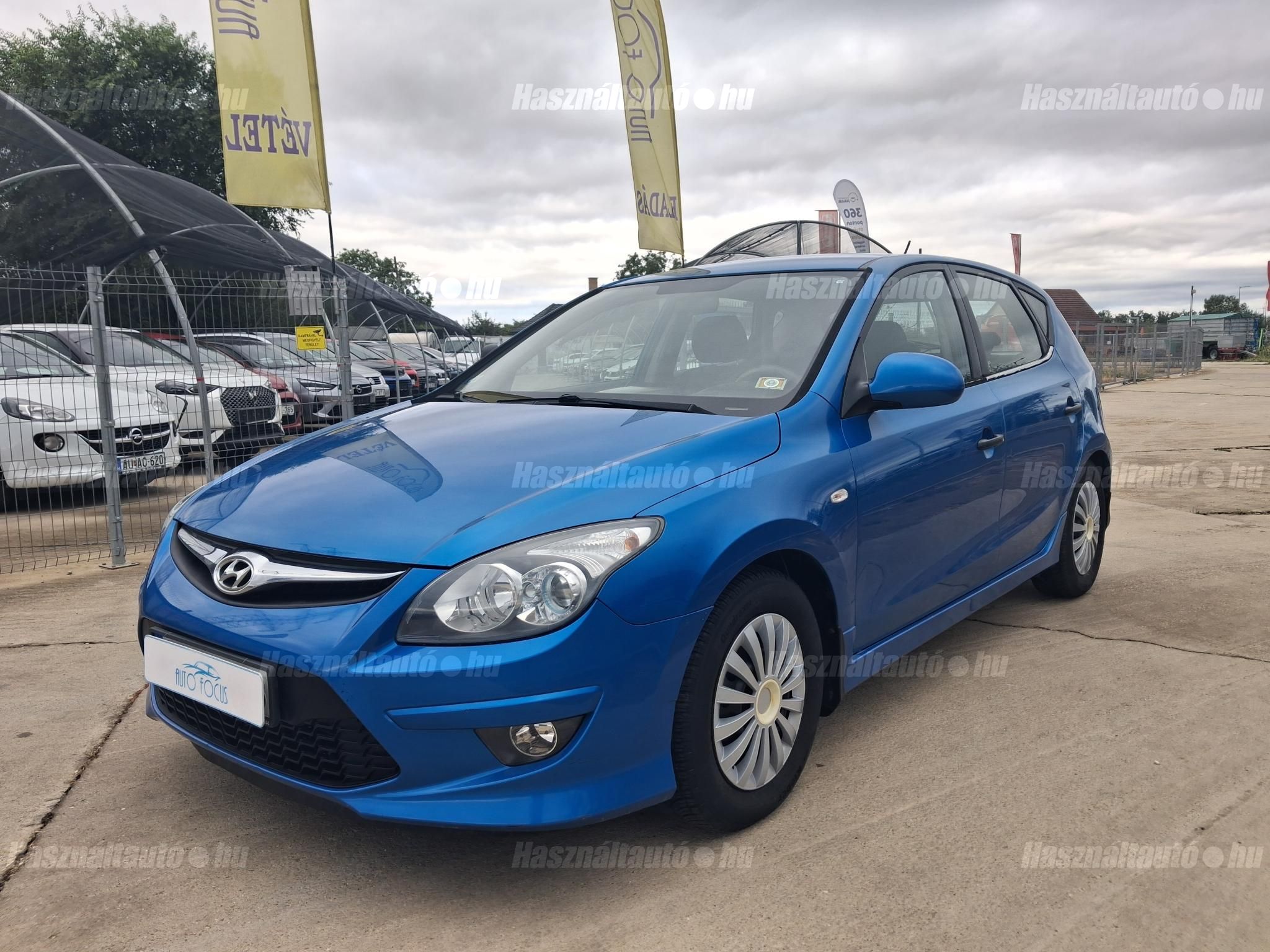 HYUNDAI I30 2010/9 - 1