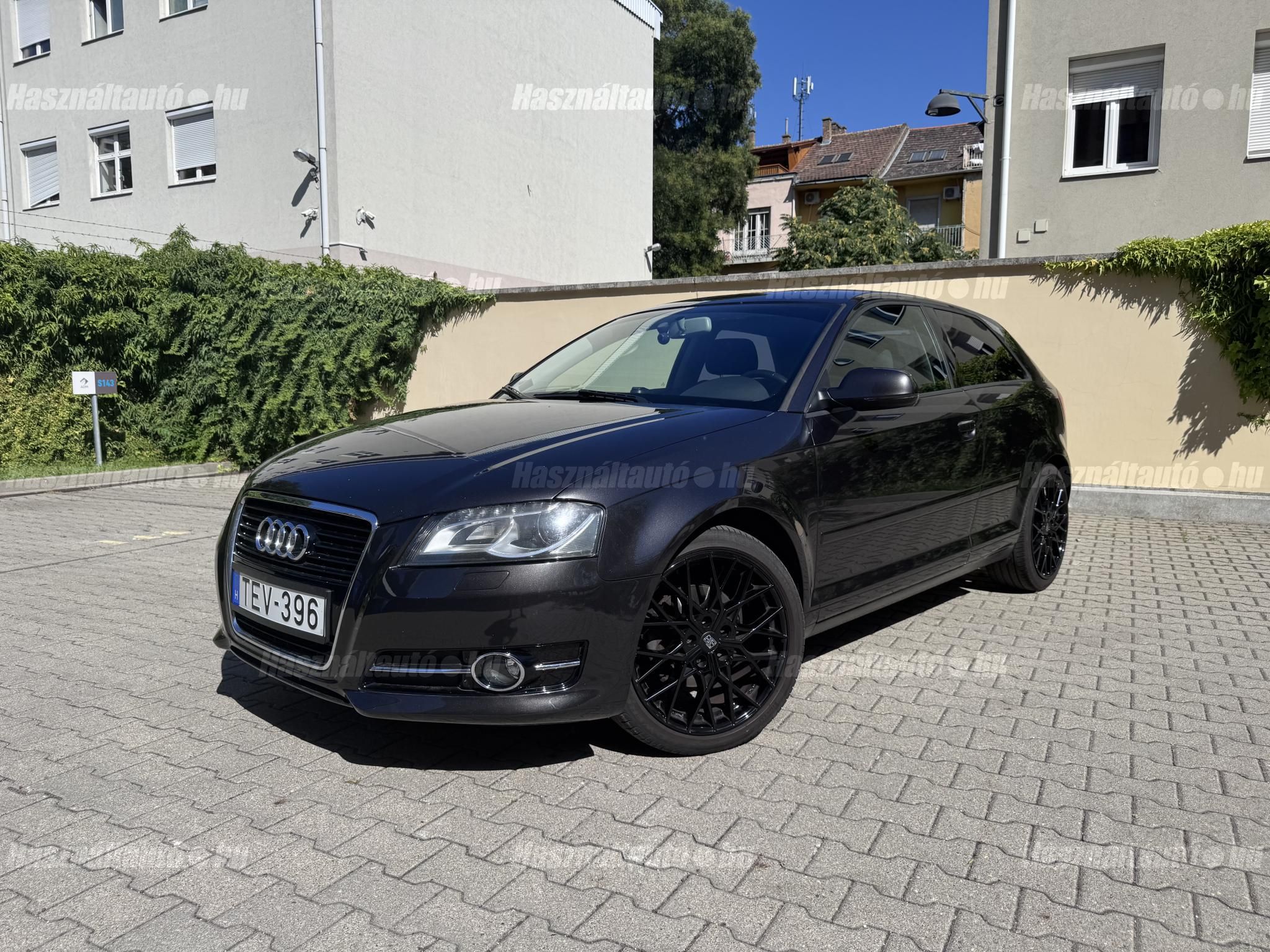AUDI A3 2012/5 - 1
