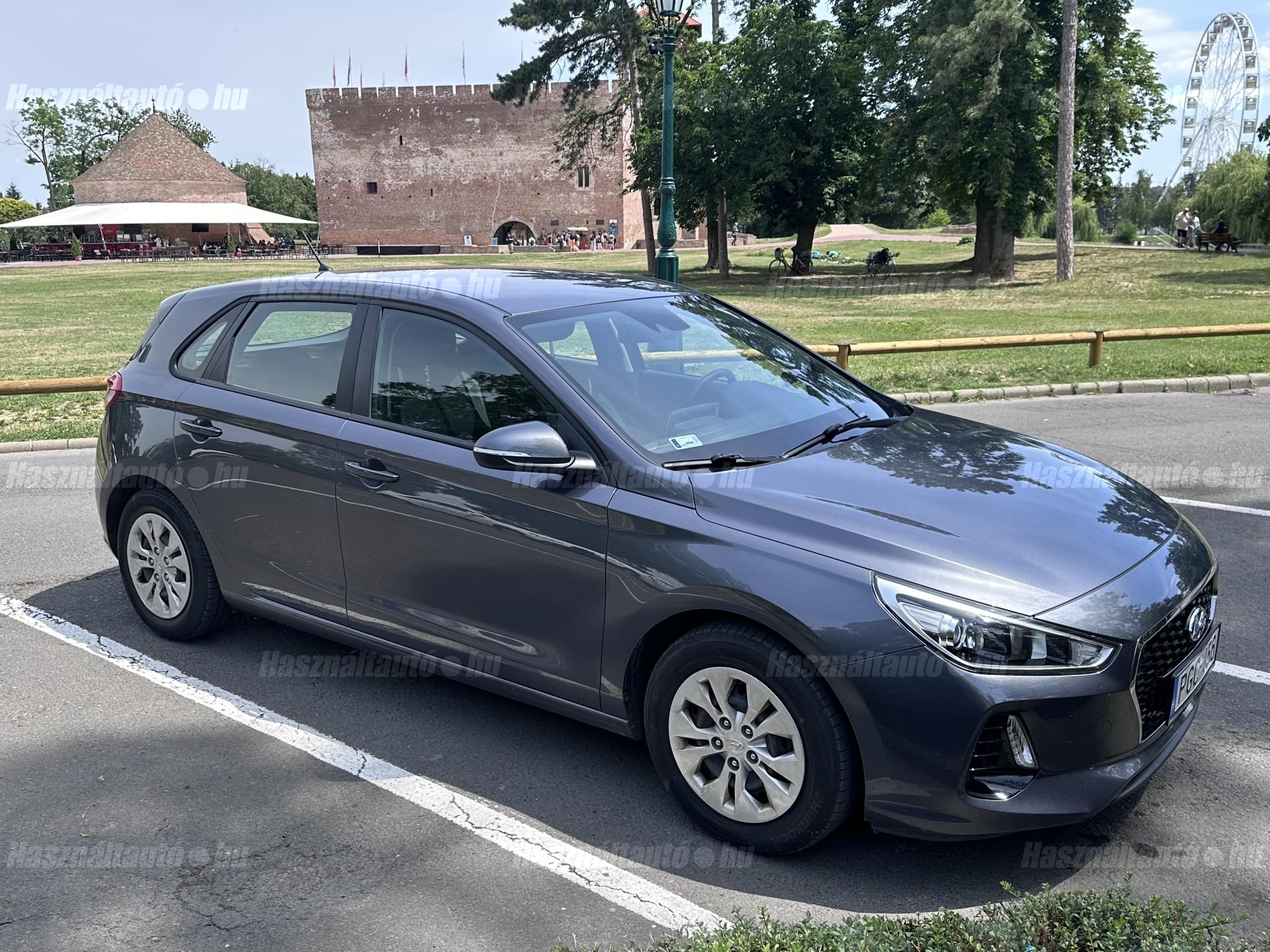HYUNDAI I30 2017/12 - 1