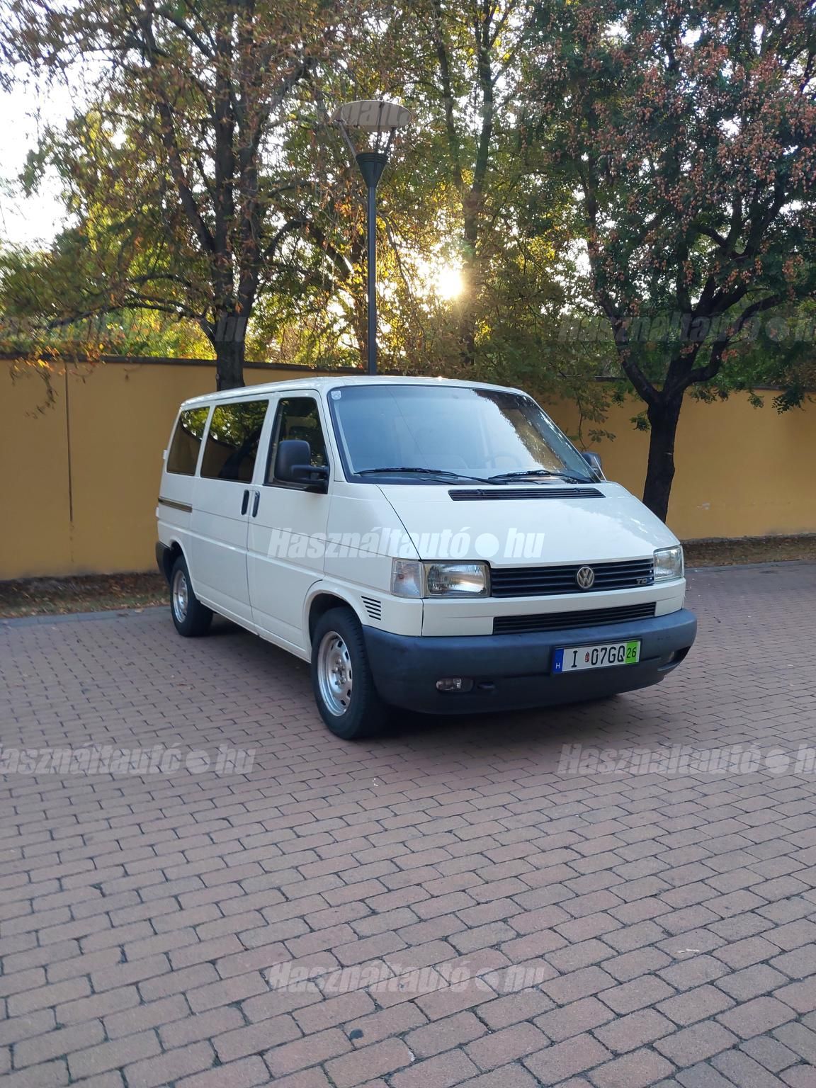 VOLKSWAGEN TRANSPORTER T4 2000/11 - 1