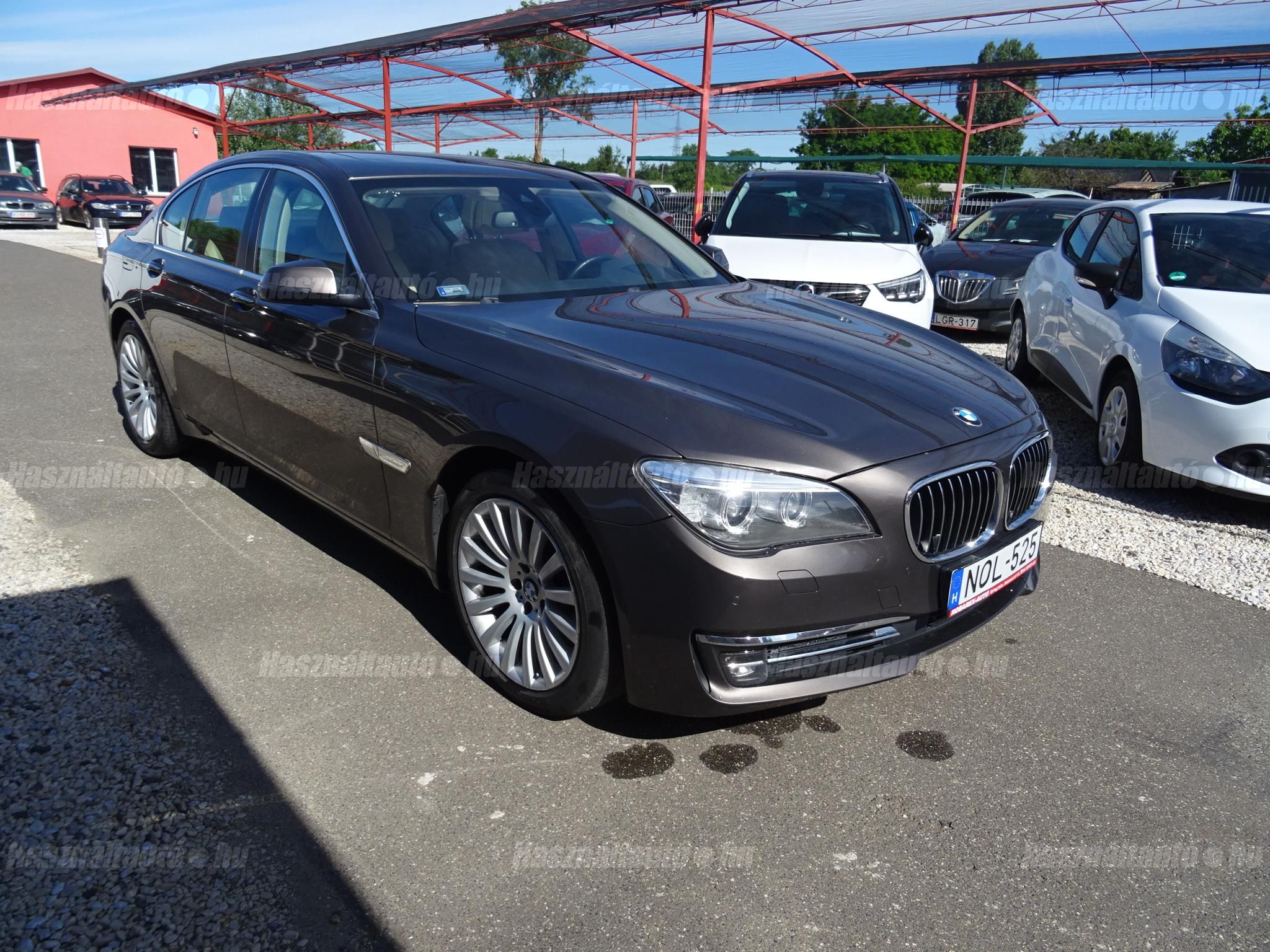 BMW 7-ES SOROZAT 2015/4 - 1
