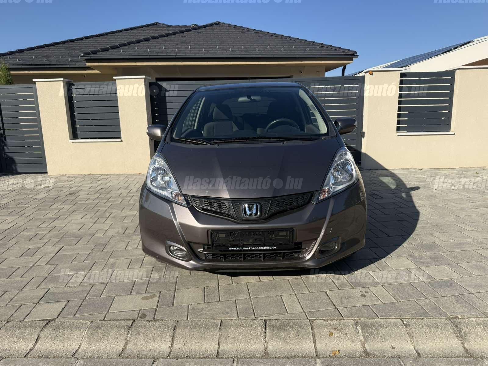 HONDA JAZZ 2013/6 - 1