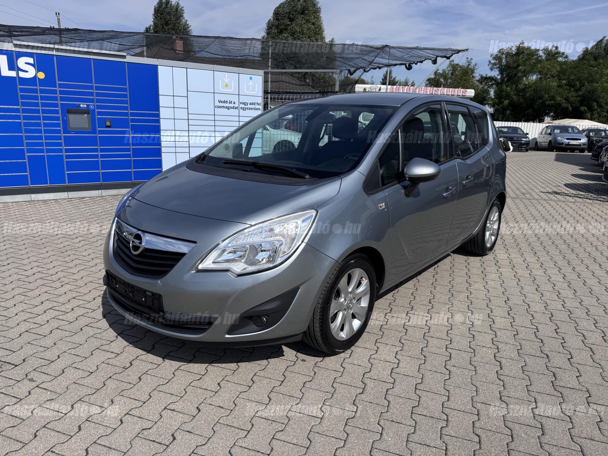 OPEL MERIVA B 2010/8 - 1