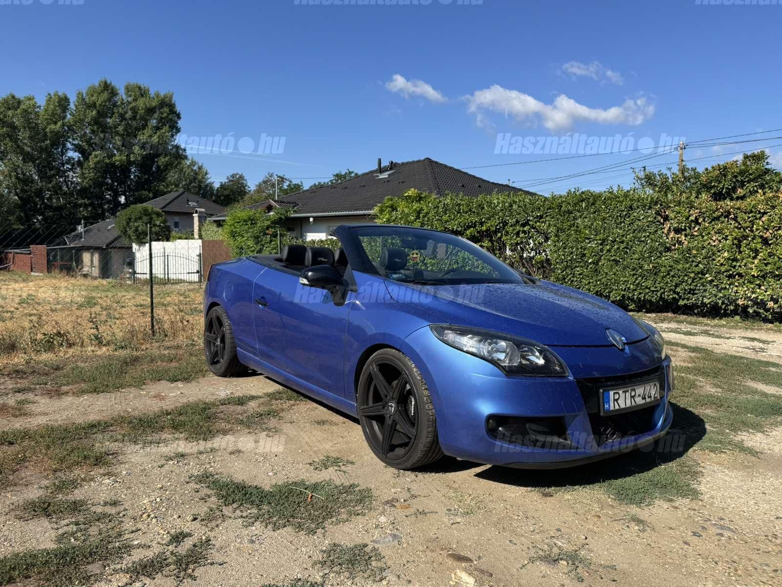 RENAULT MEGANE 2012/10 - 1