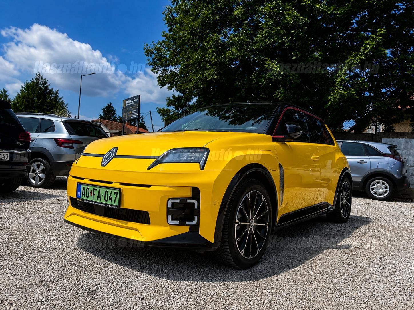 RENAULT R 5 2025/8 - 1