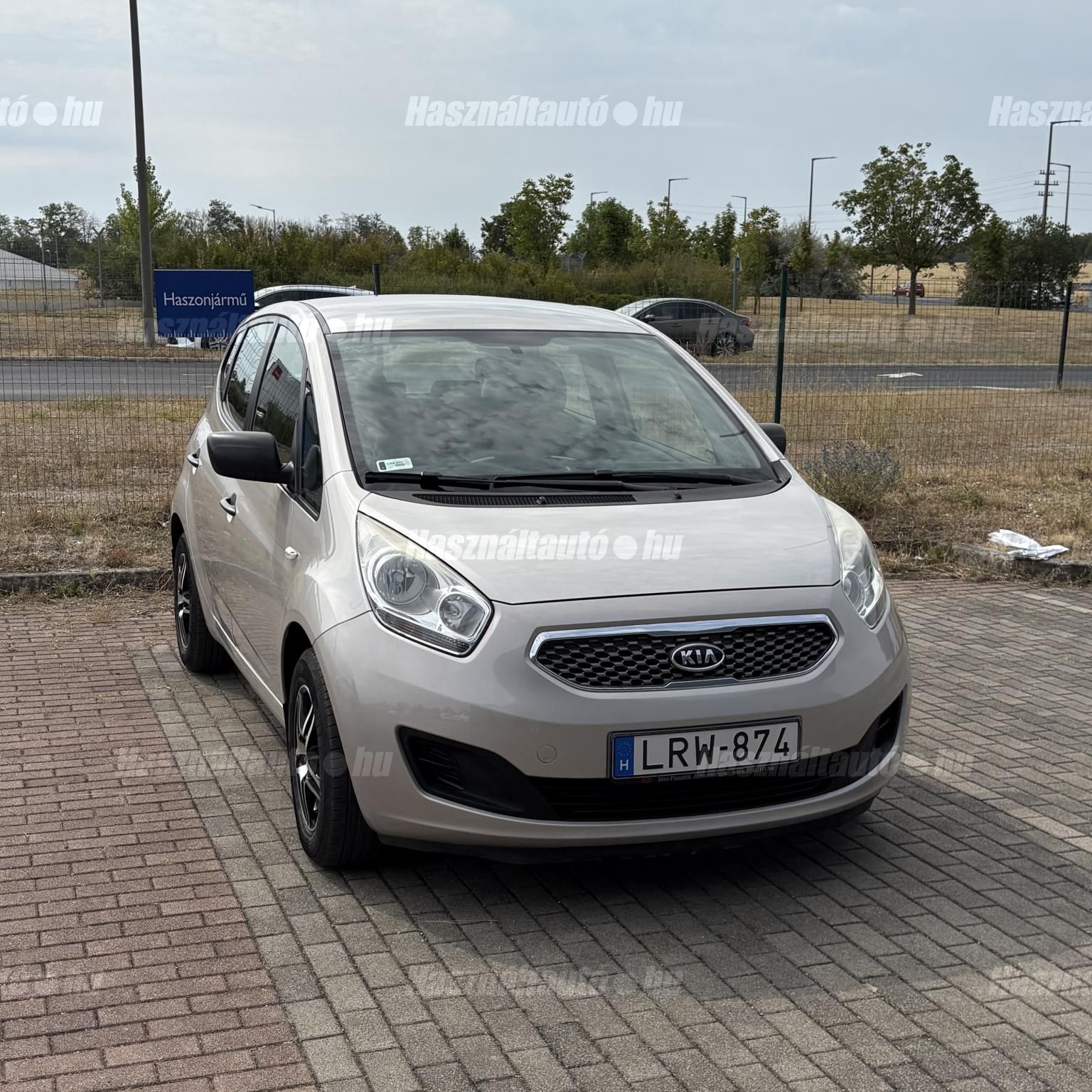 KIA VENGA 2010/3 - 1