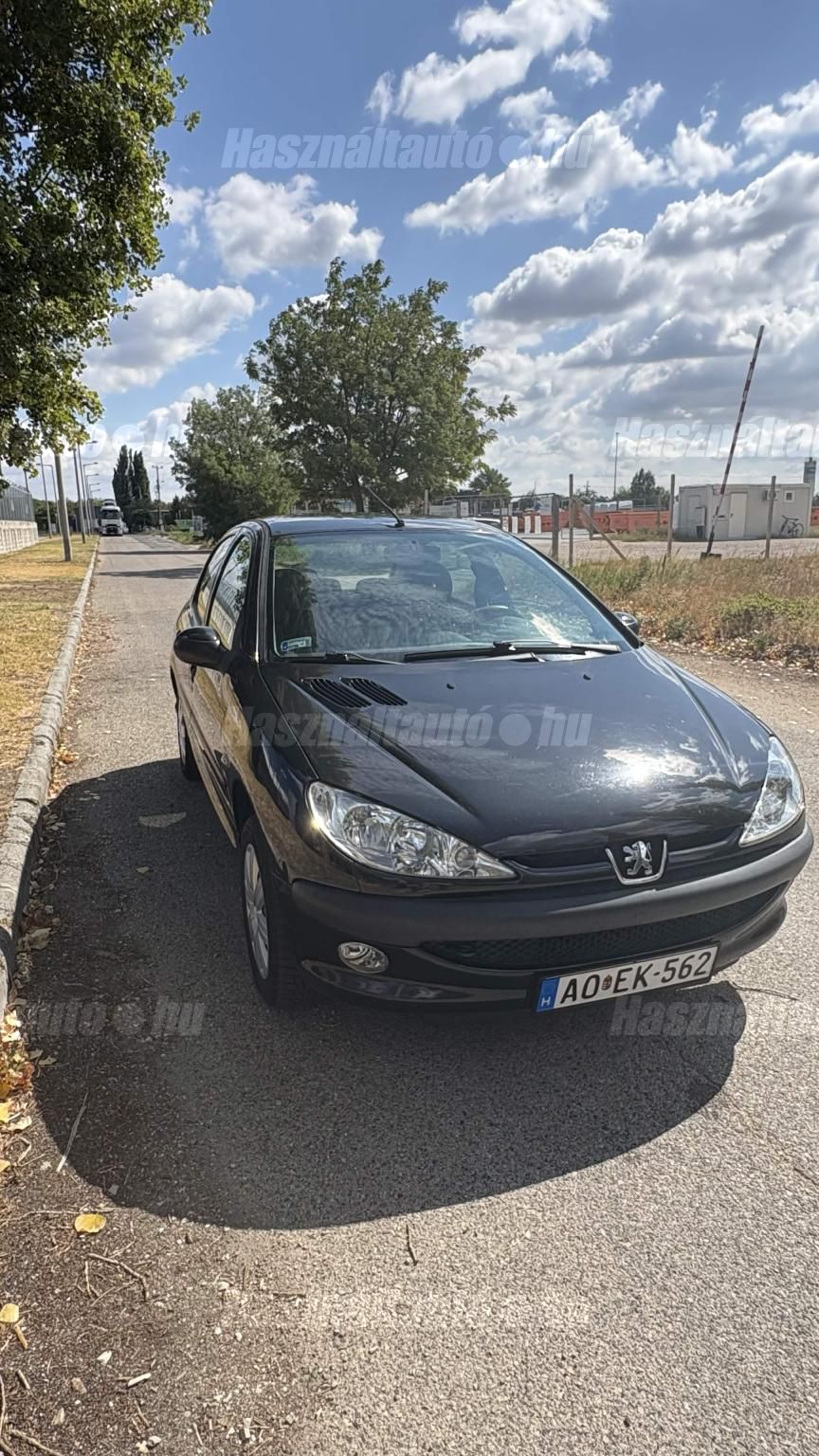 PEUGEOT 206 2005 - 1