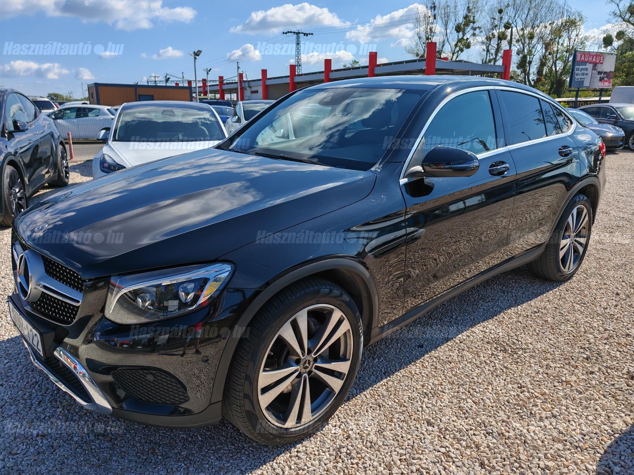 MERCEDES-BENZ GLC 200 2019/6 - 1
