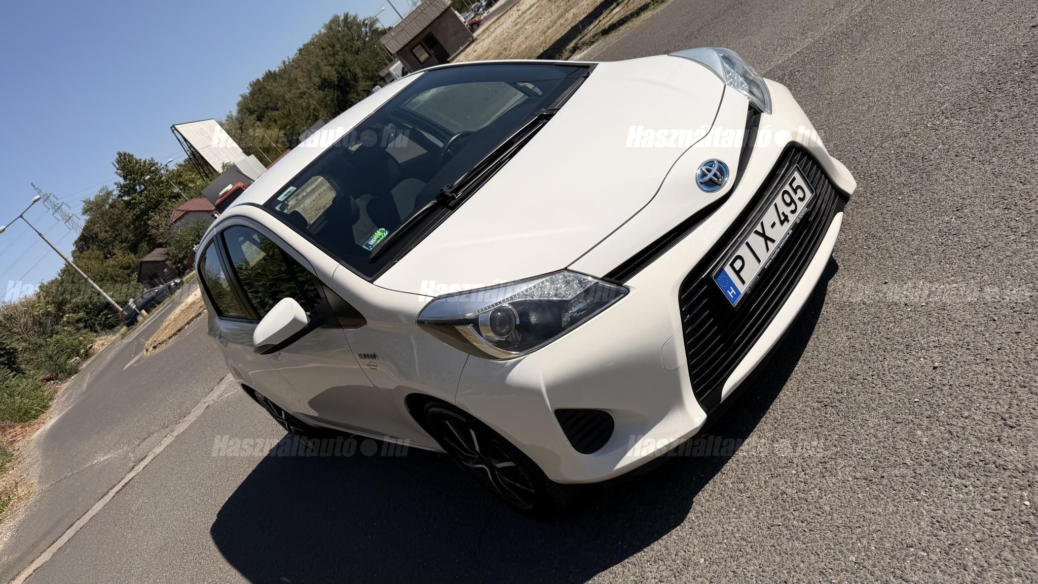 TOYOTA YARIS 2012/9 - 1