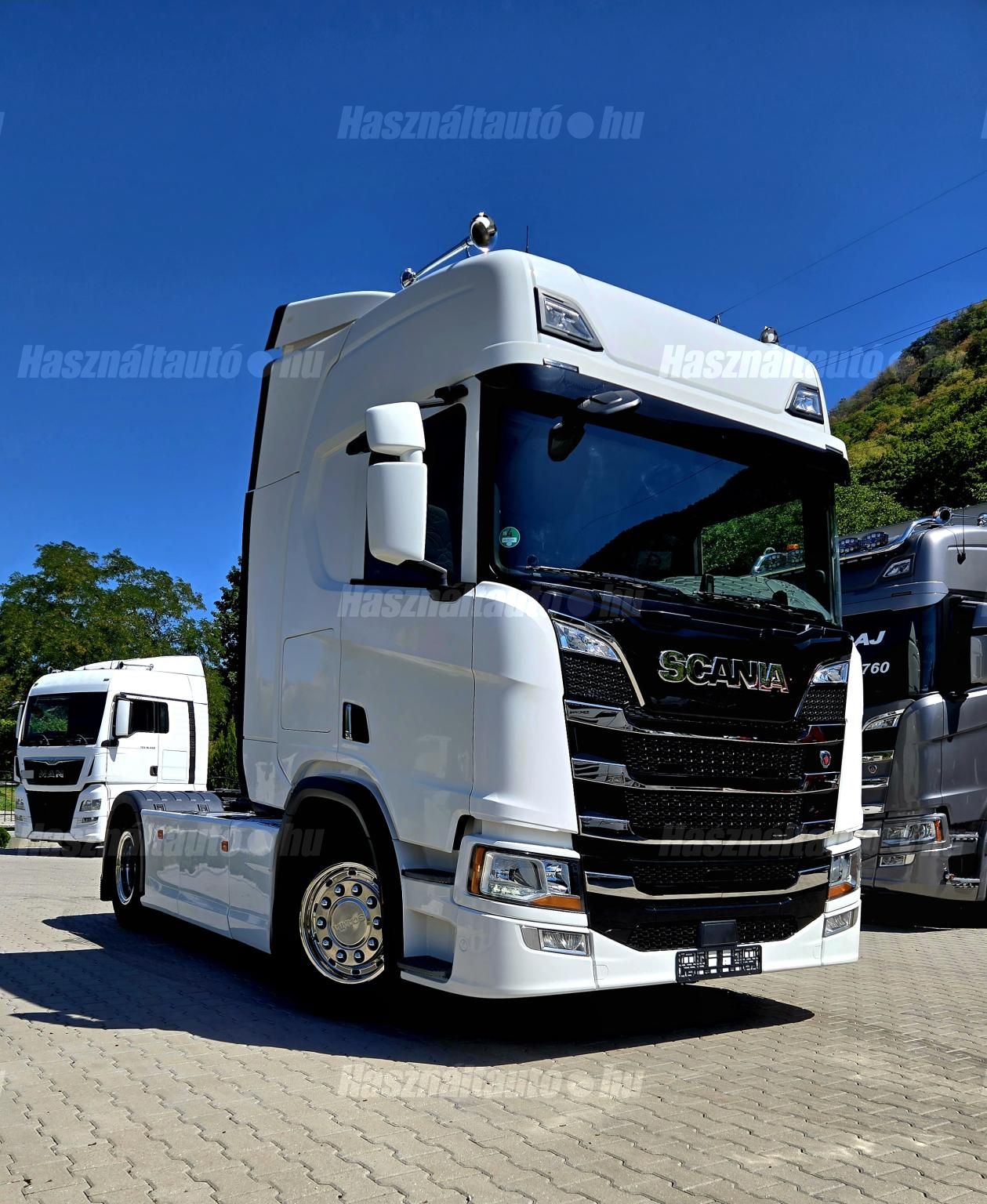 SCANIA 2021/8 - 1