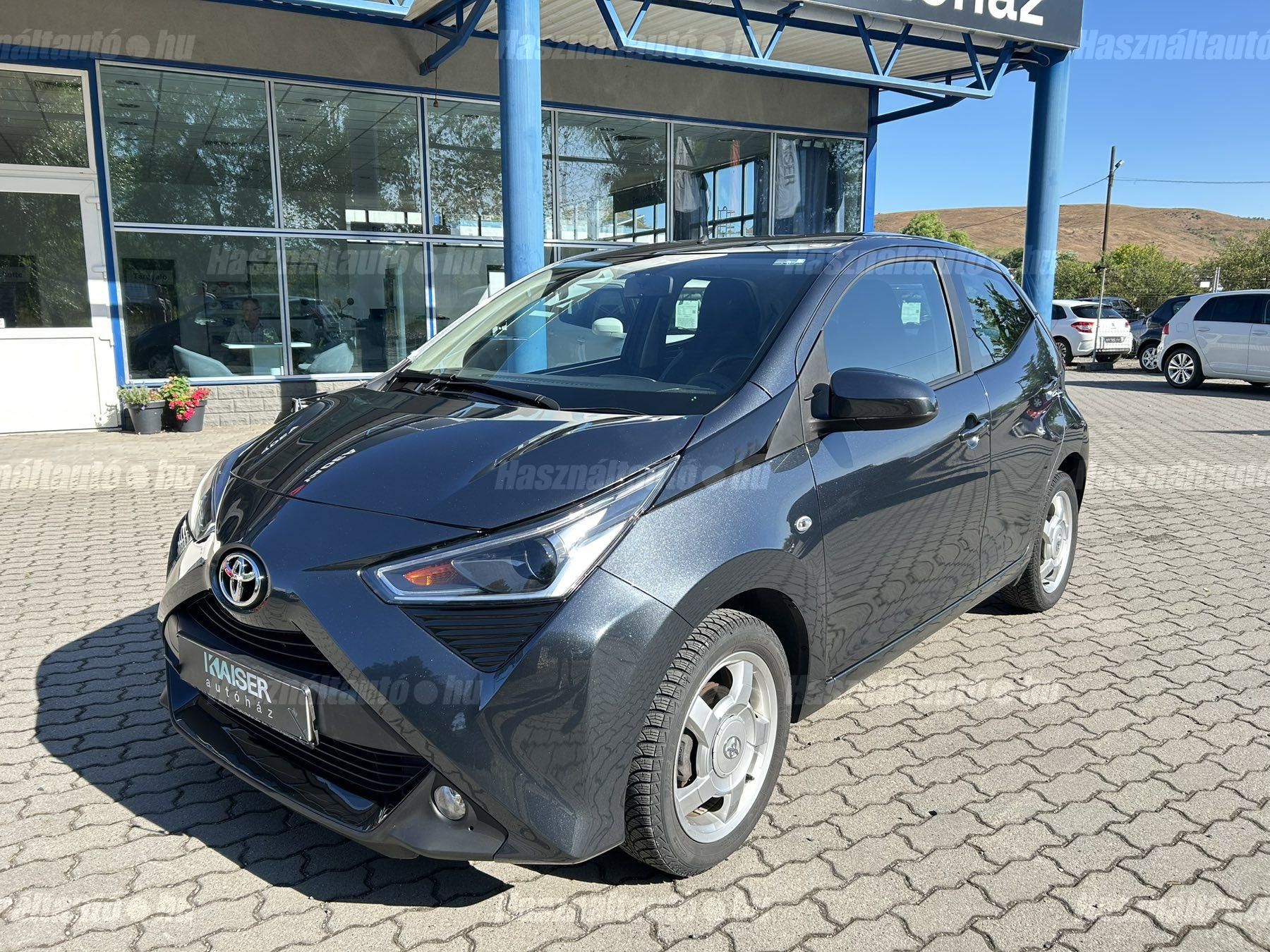 TOYOTA AYGO 2019/11 - 1