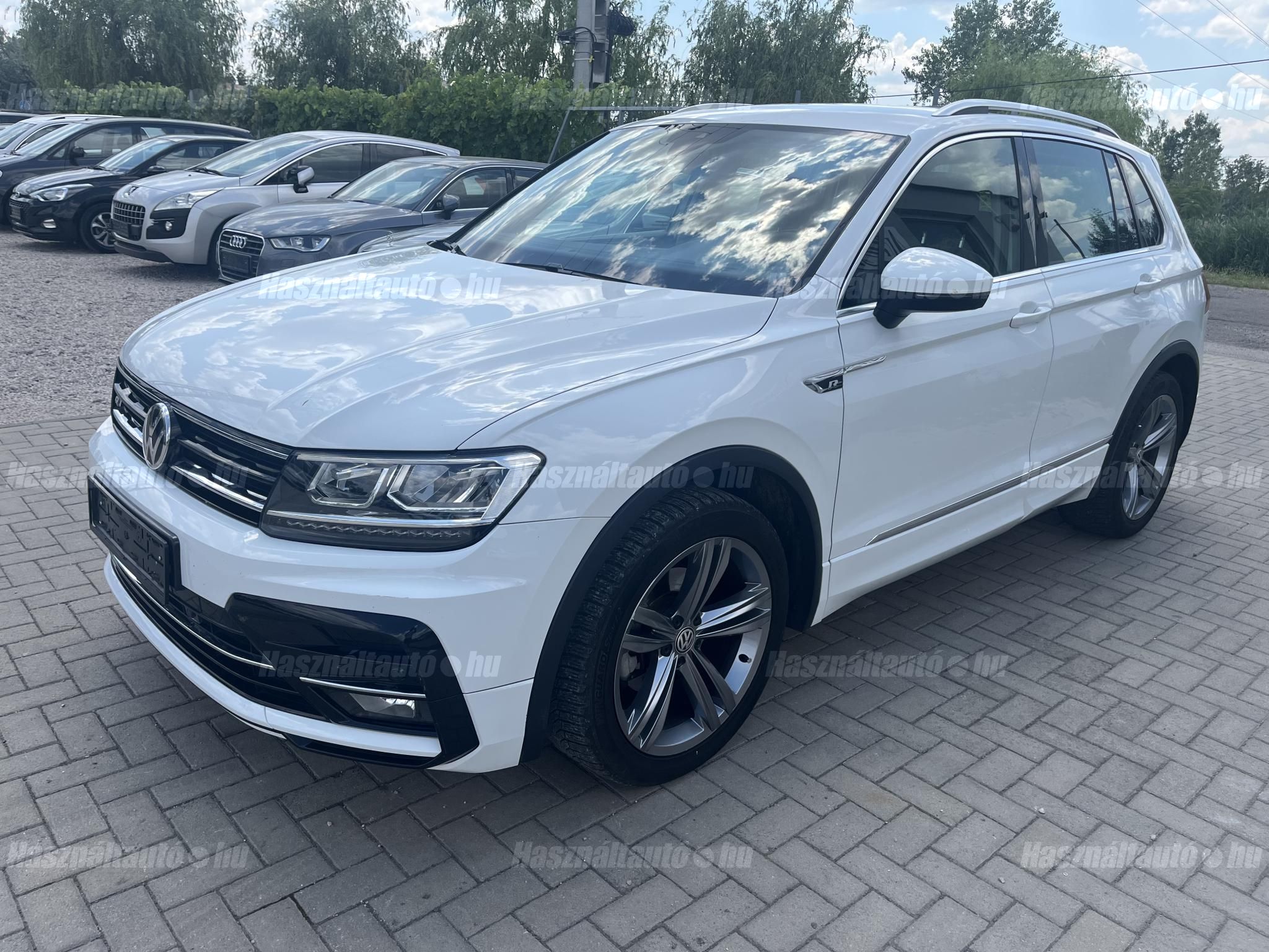 VOLKSWAGEN TIGUAN 2018/12 - 1