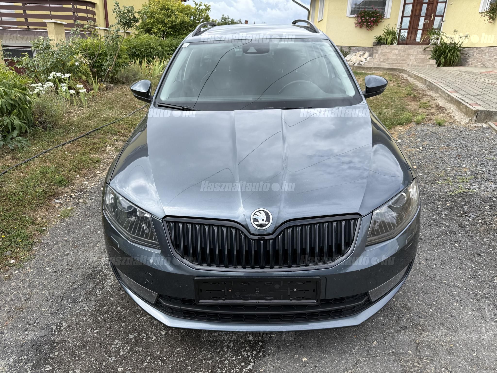 SKODA OCTAVIA 2014/11 - 1
