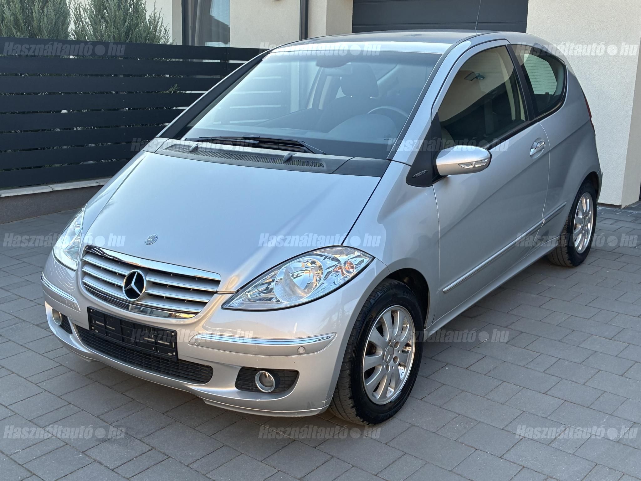 MERCEDES-BENZ A 160 2005/10 - 1