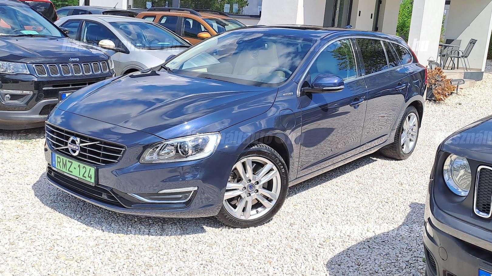 VOLVO V60 2013/12 - 1