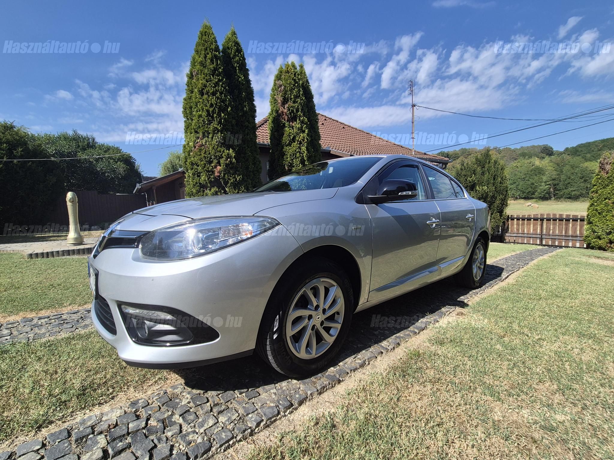 RENAULT FLUENCE 2016 - 1