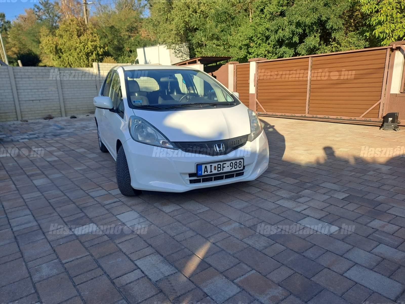 HONDA JAZZ 2012/4 - 1