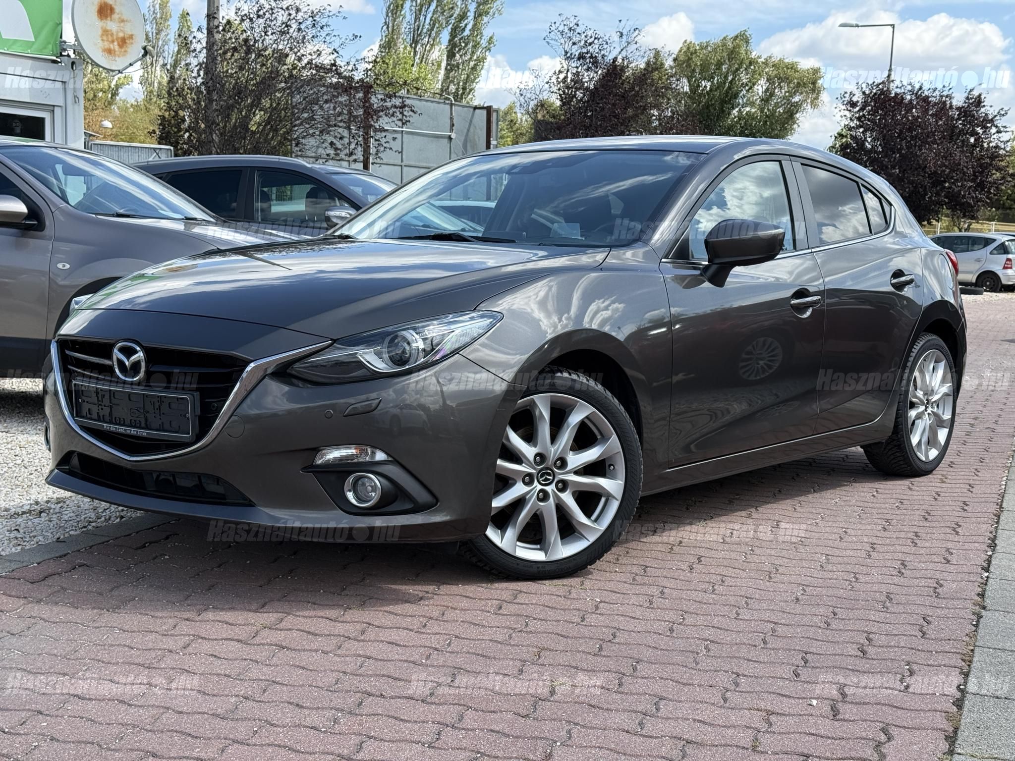 MAZDA 3 2014/5 - 1