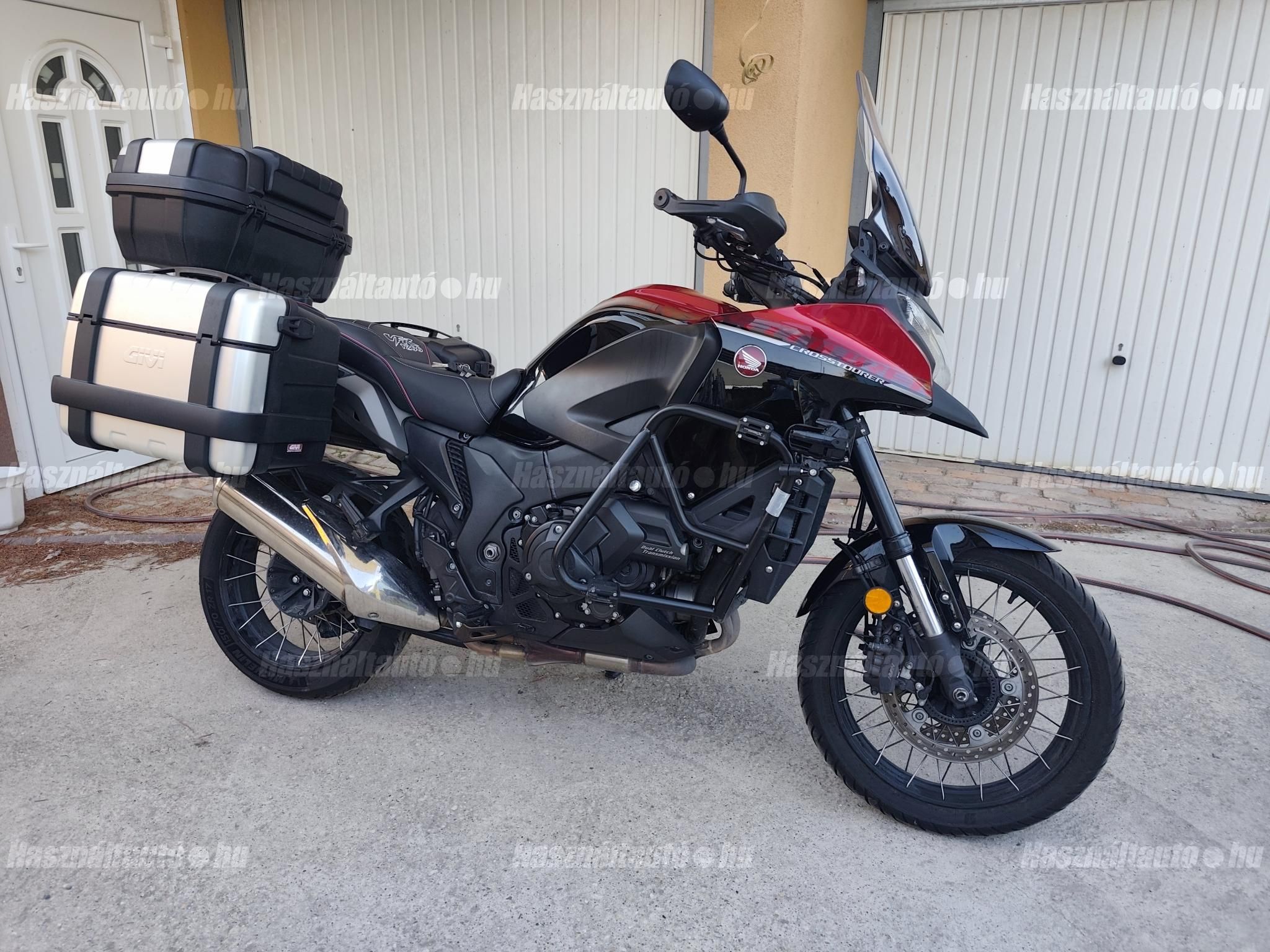 HONDA VFR 1200 XD 2018 - 1