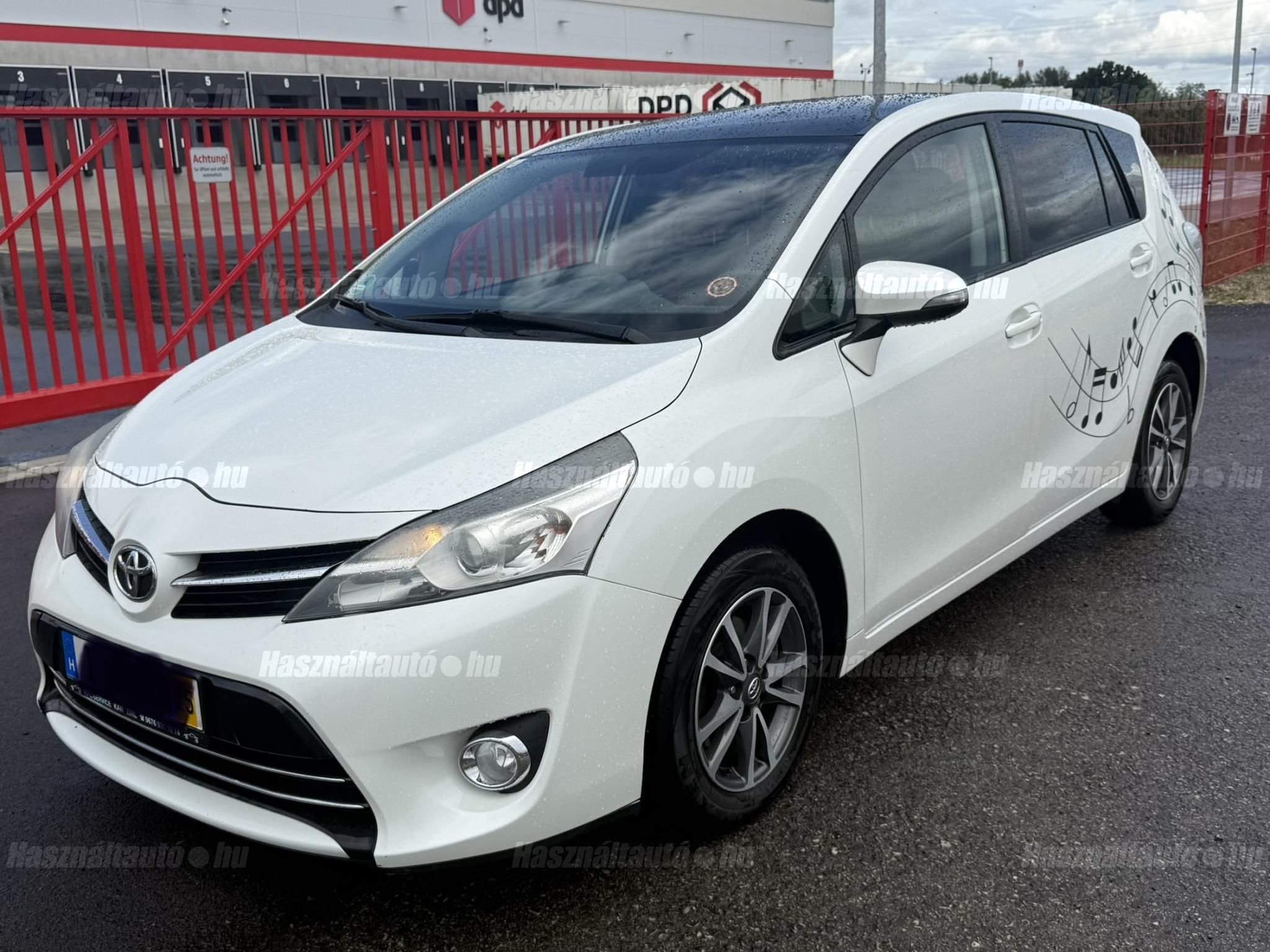 TOYOTA VERSO 2014/6 - 1