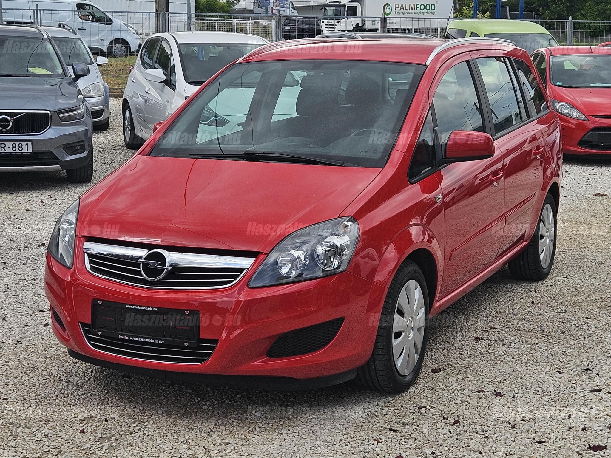 OPEL ZAFIRA B 2011/12 - 1