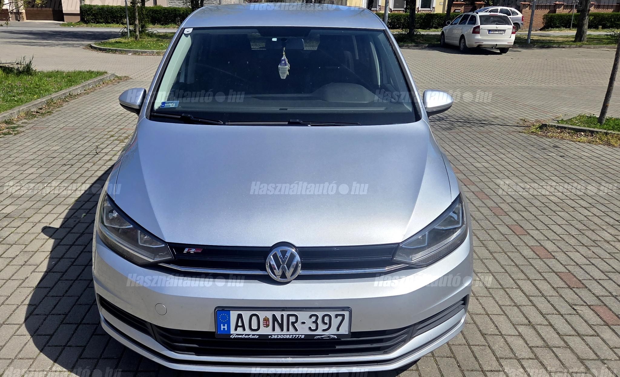 VOLKSWAGEN TOURAN 2017/8 - 1
