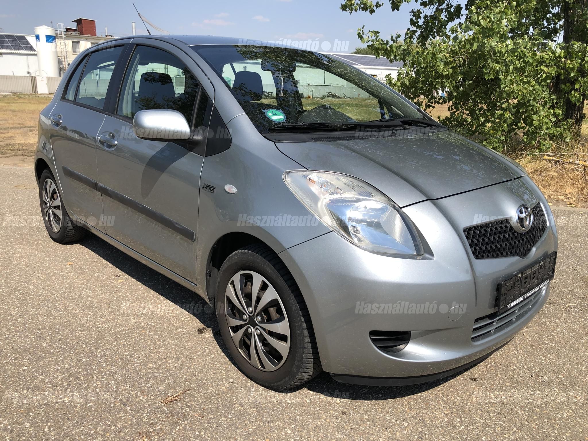 TOYOTA YARIS 2007/4 - 1