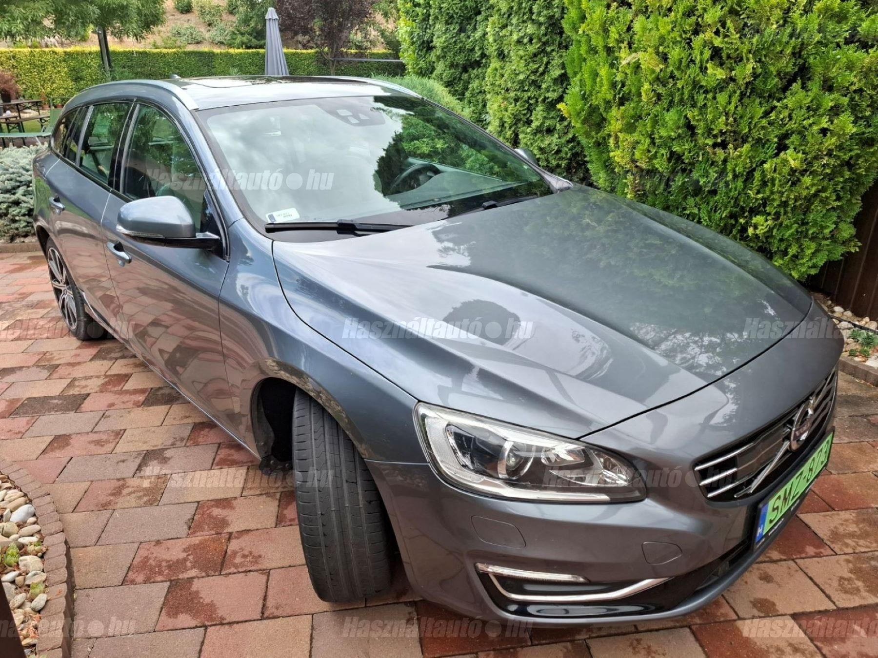VOLVO V60 2016/12 - 1