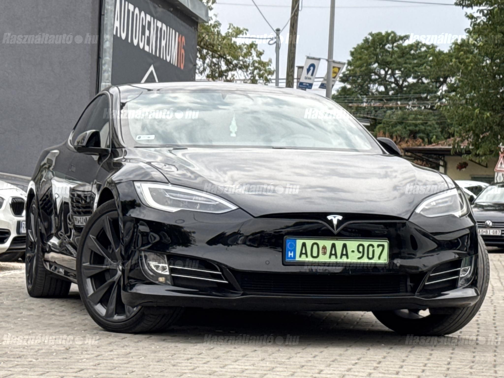 TESLA MODEL S 2019/5 - 1