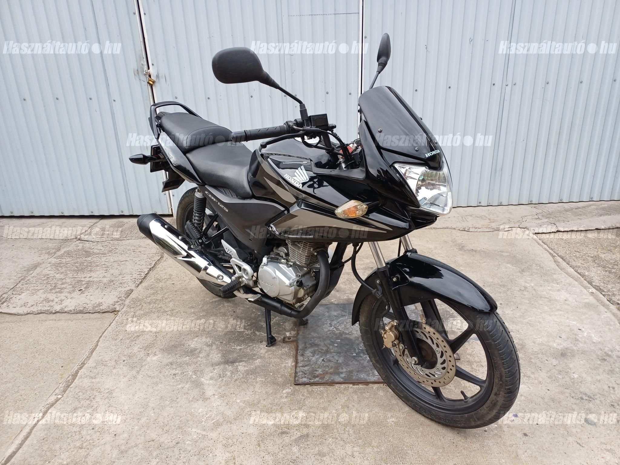 HONDA CBF 125 2010/8 - 1