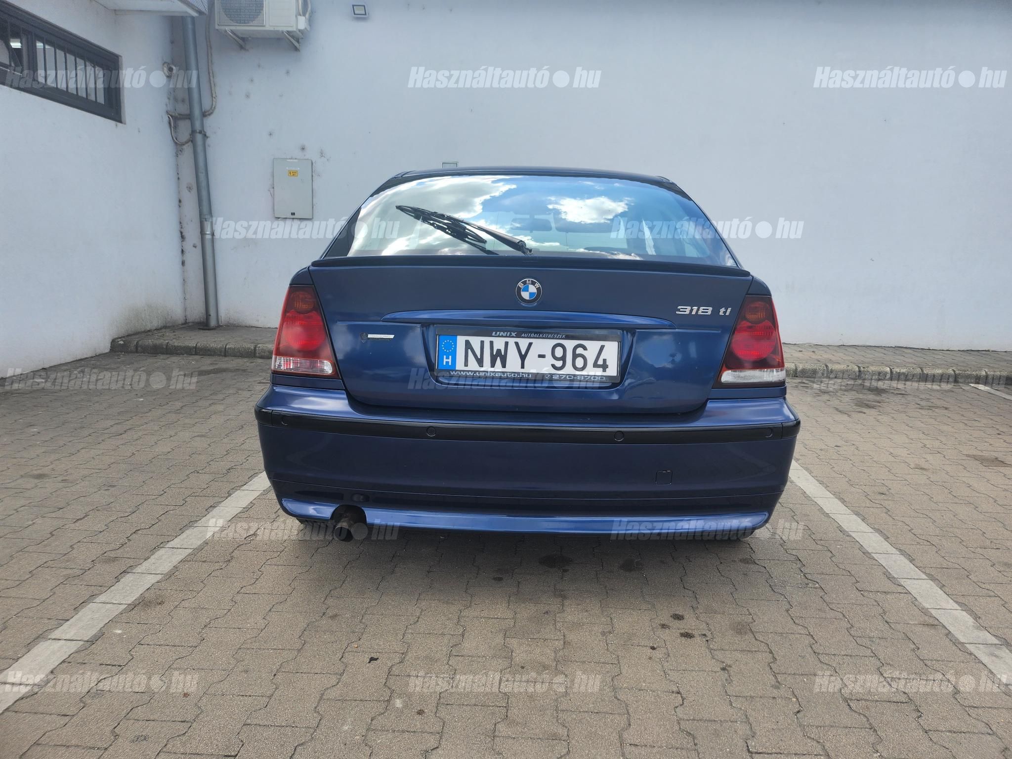 BMW 318 2003/11 - 1