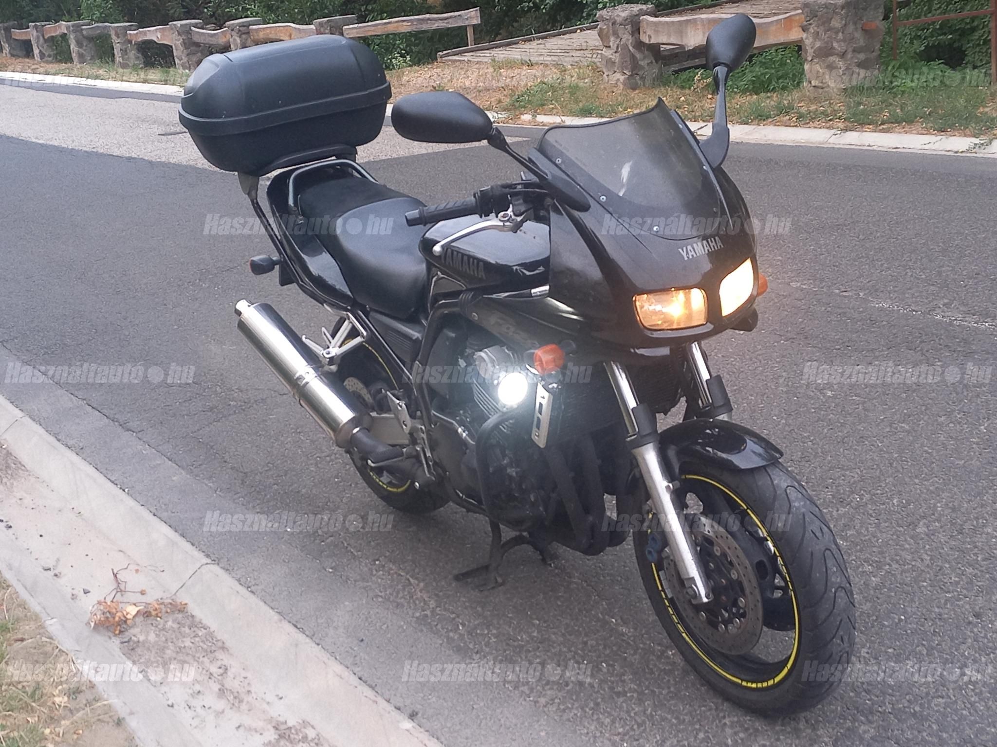 YAMAHA FZS 600 (FAZER) 1999/8 - 1