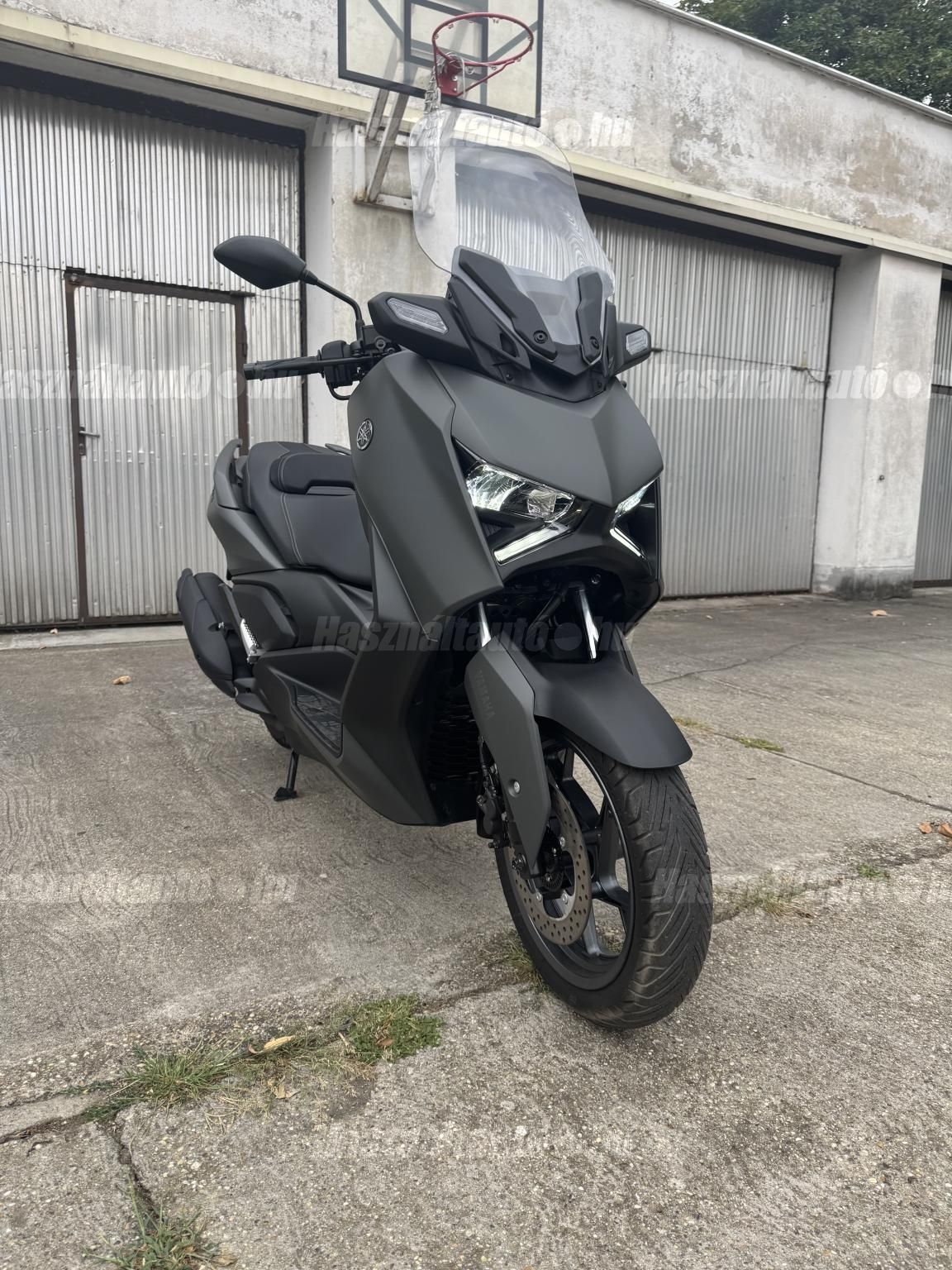 YAMAHA X-MAX 125 2025/9 - 1