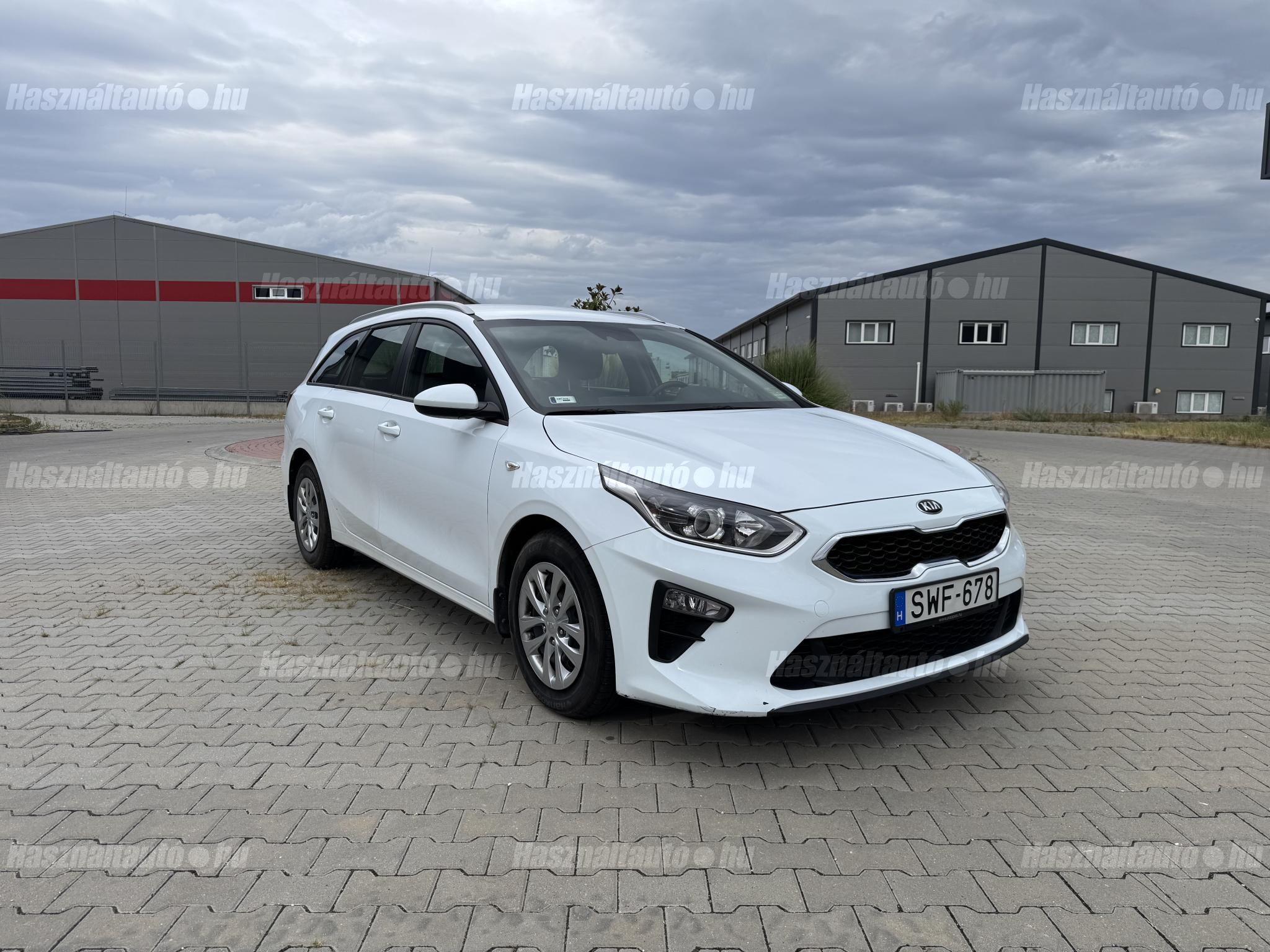 KIA CEE'D 2021/8 - 1