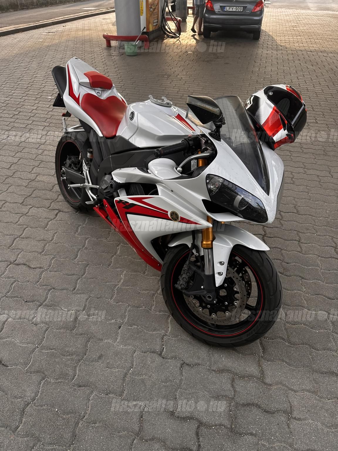 YAMAHA YZF R1 2007/3 - 1
