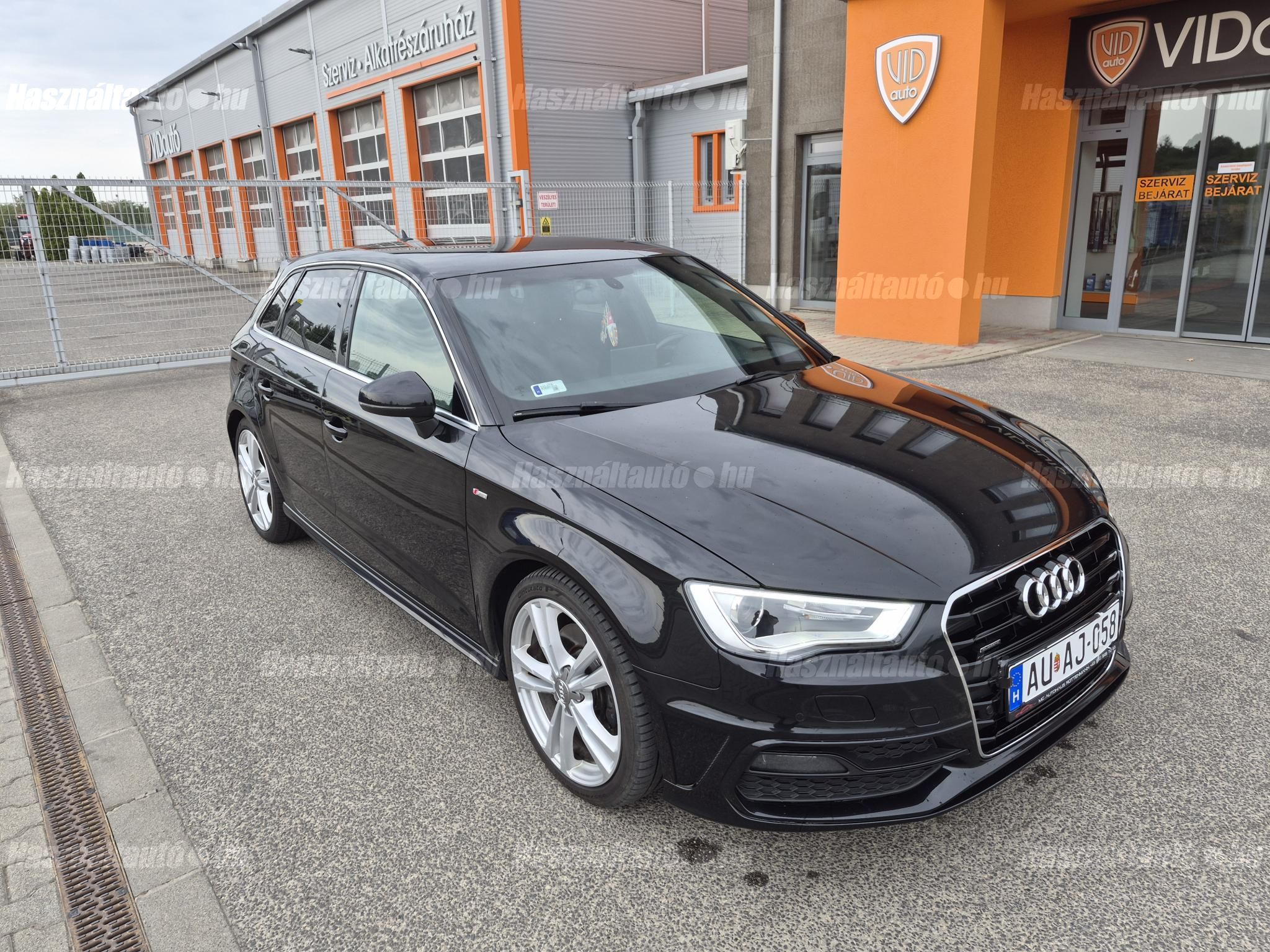 AUDI A3 2014/10 - 1