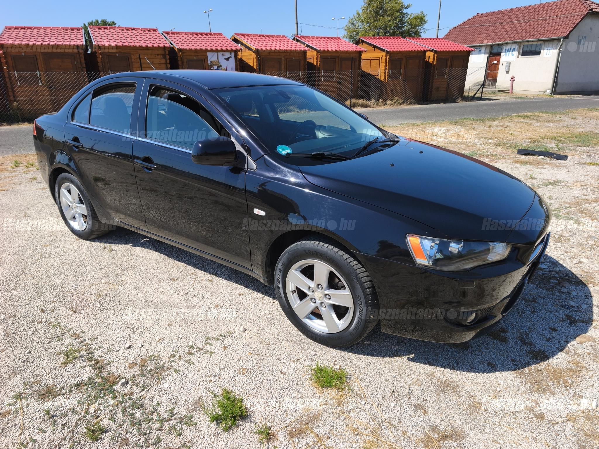 MITSUBISHI LANCER 2010 - 1