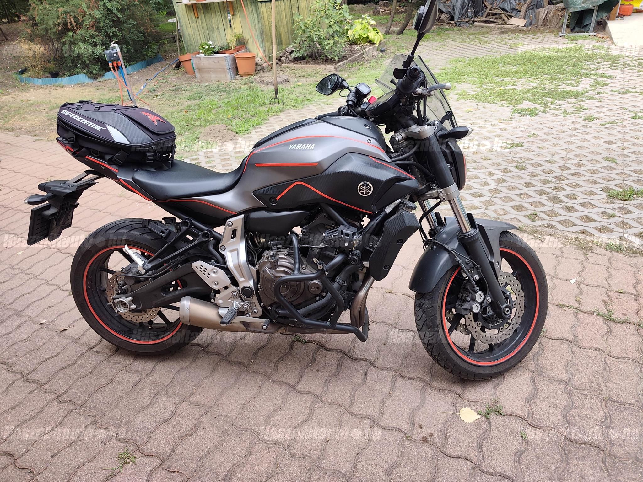 YAMAHA MT-07 2016/9 - 1