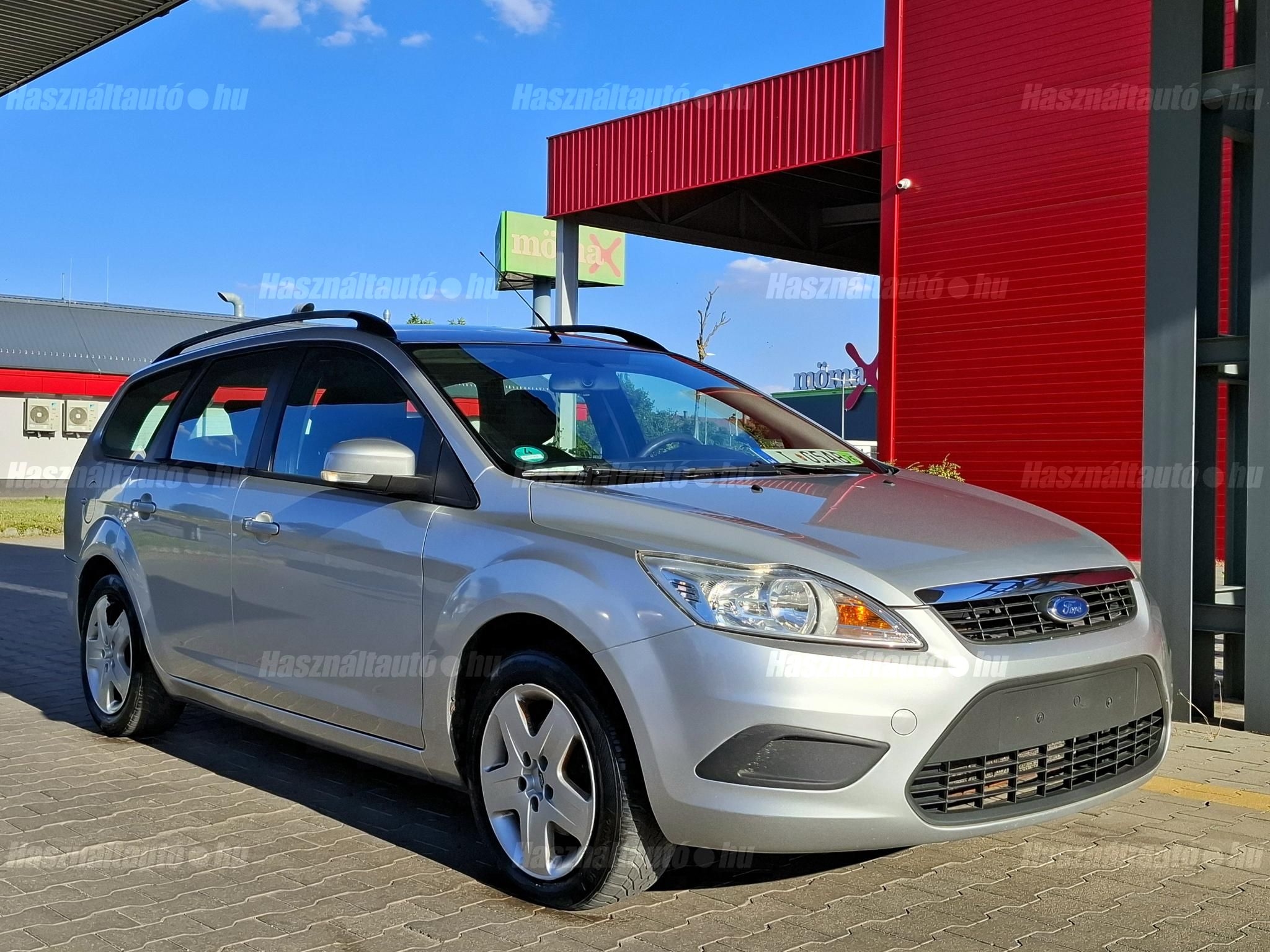 FORD FOCUS 2010/6 - 1