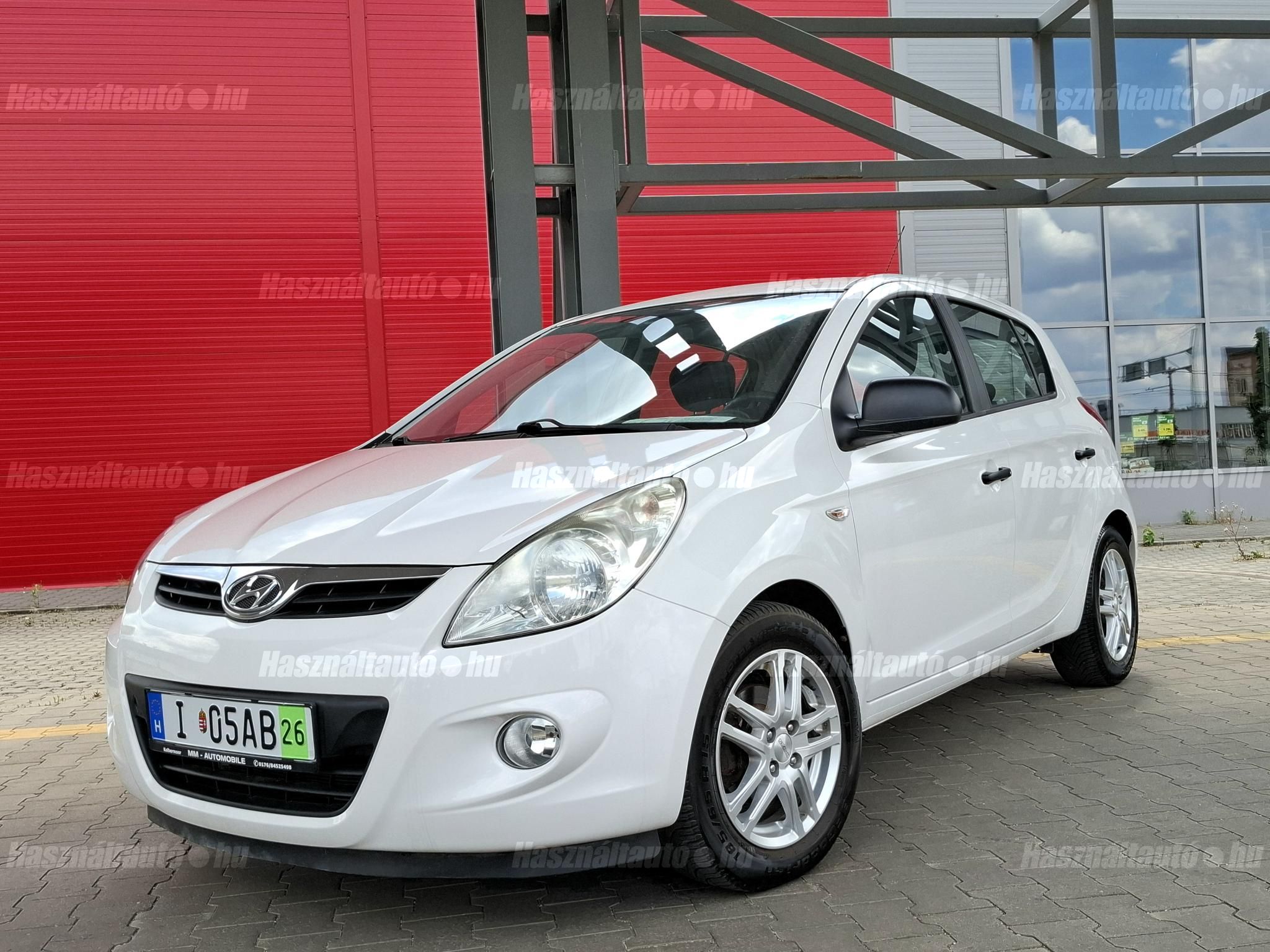 HYUNDAI I20 2012 - 1