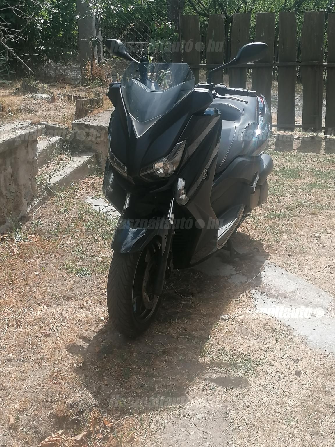 YAMAHA X-MAX 250 BLACK 2014/6 - 1