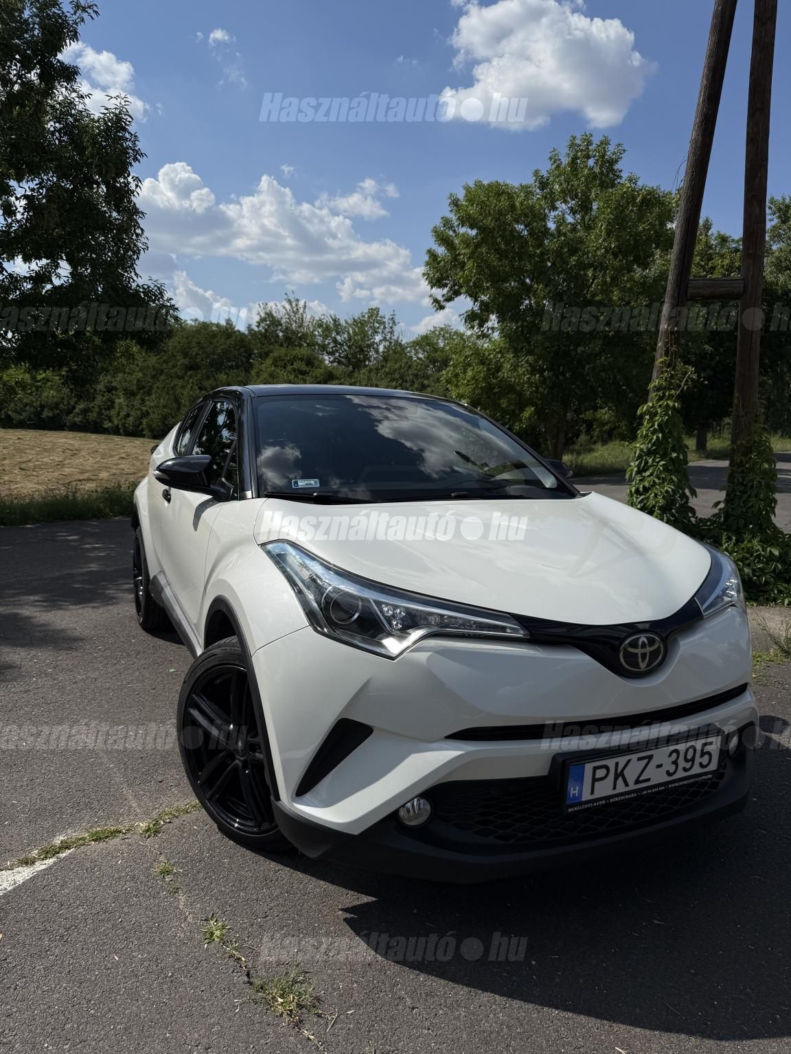 TOYOTA C-HR 2017/10 - 1