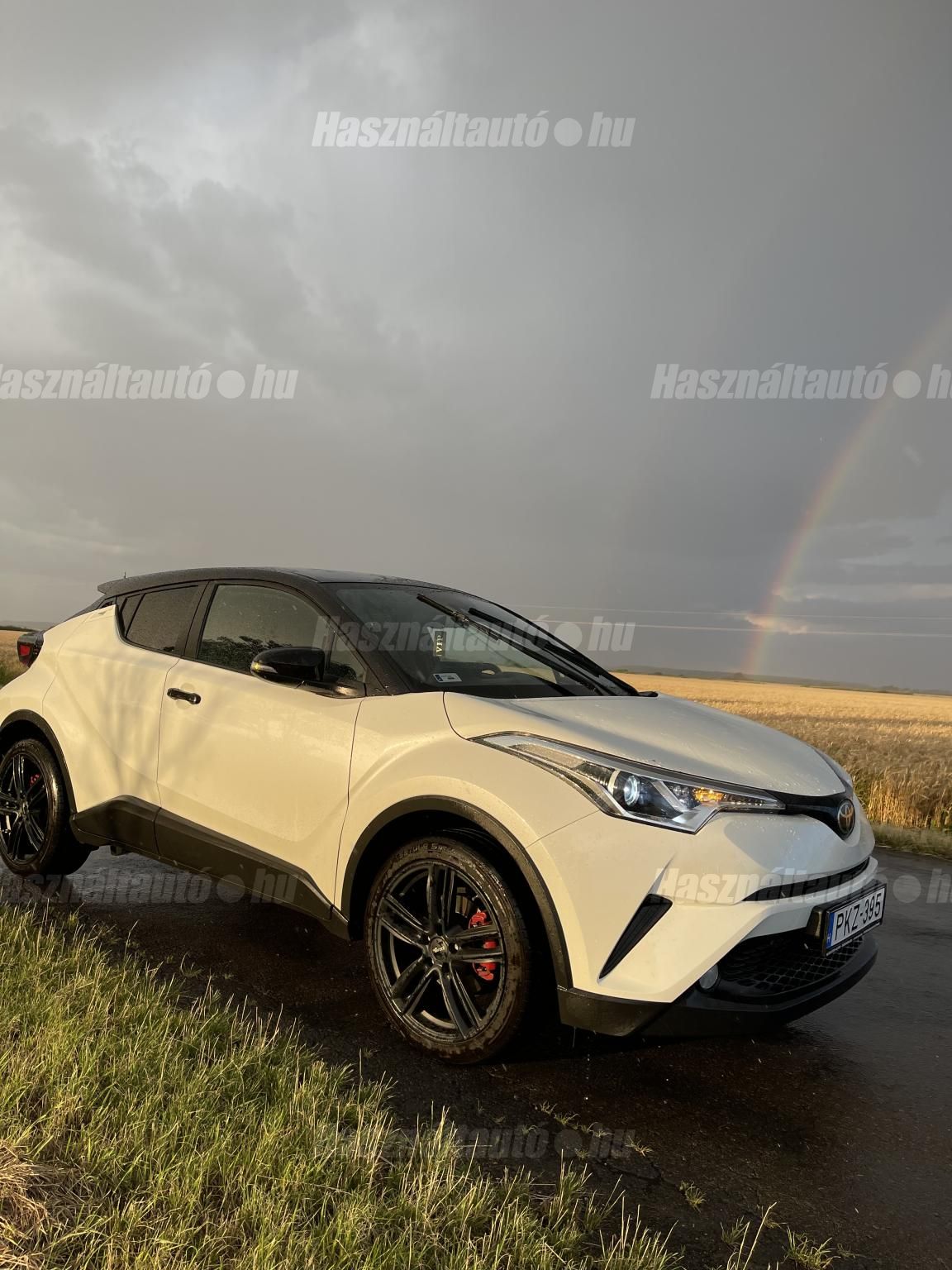 TOYOTA C-HR 2017/10 - 1
