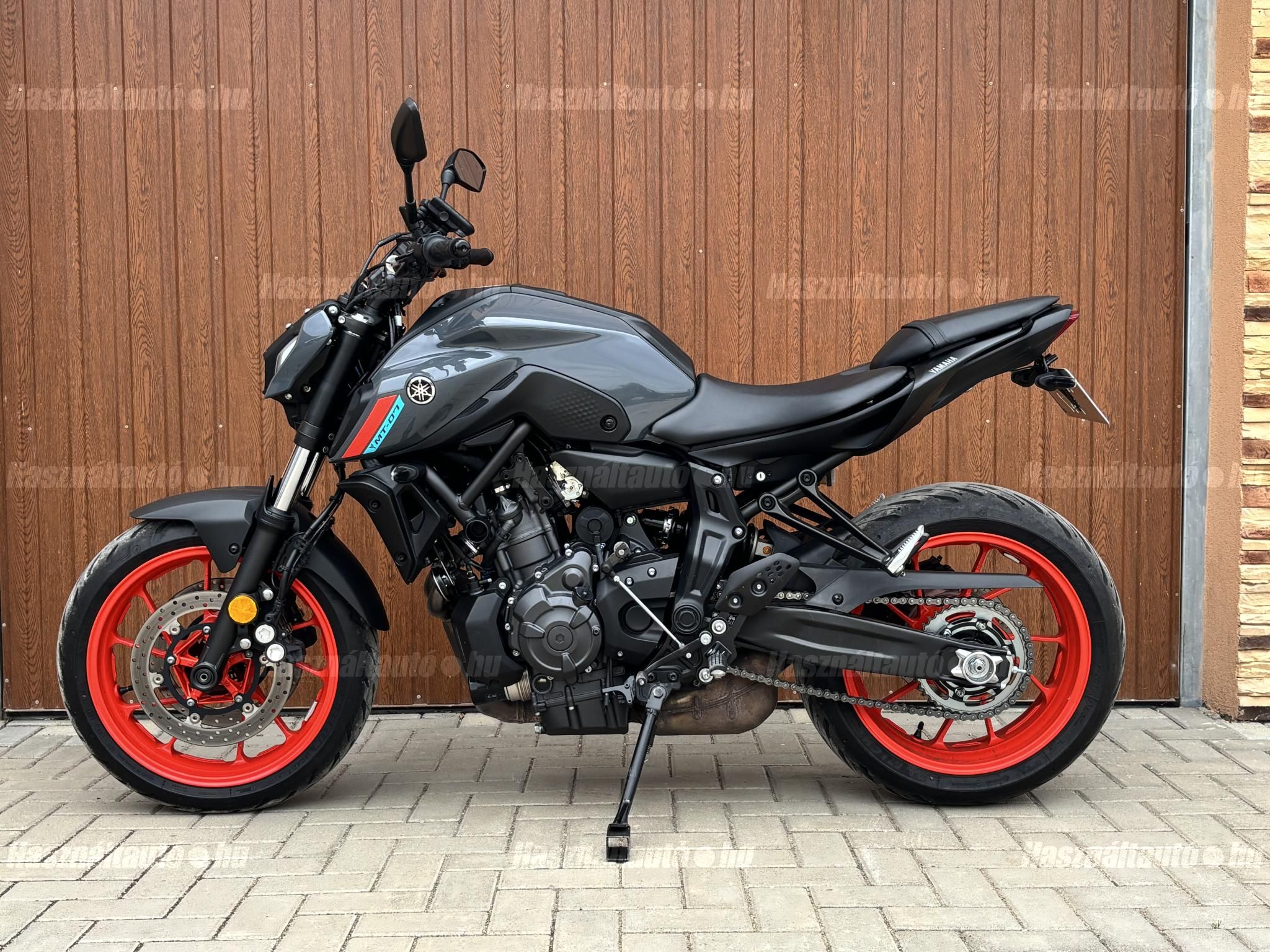 YAMAHA MT-07 2021/8 - 1
