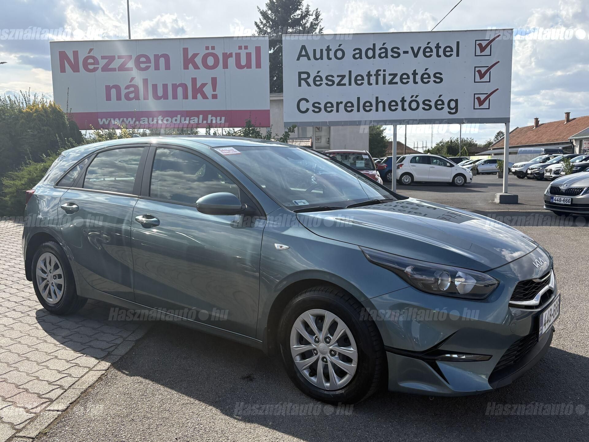 KIA CEE'D 2022/7 - 1