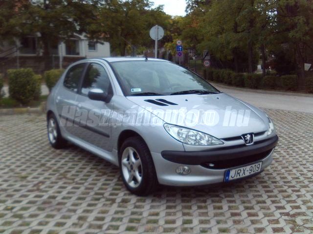 PEUGEOT 206 2005/11 - 1