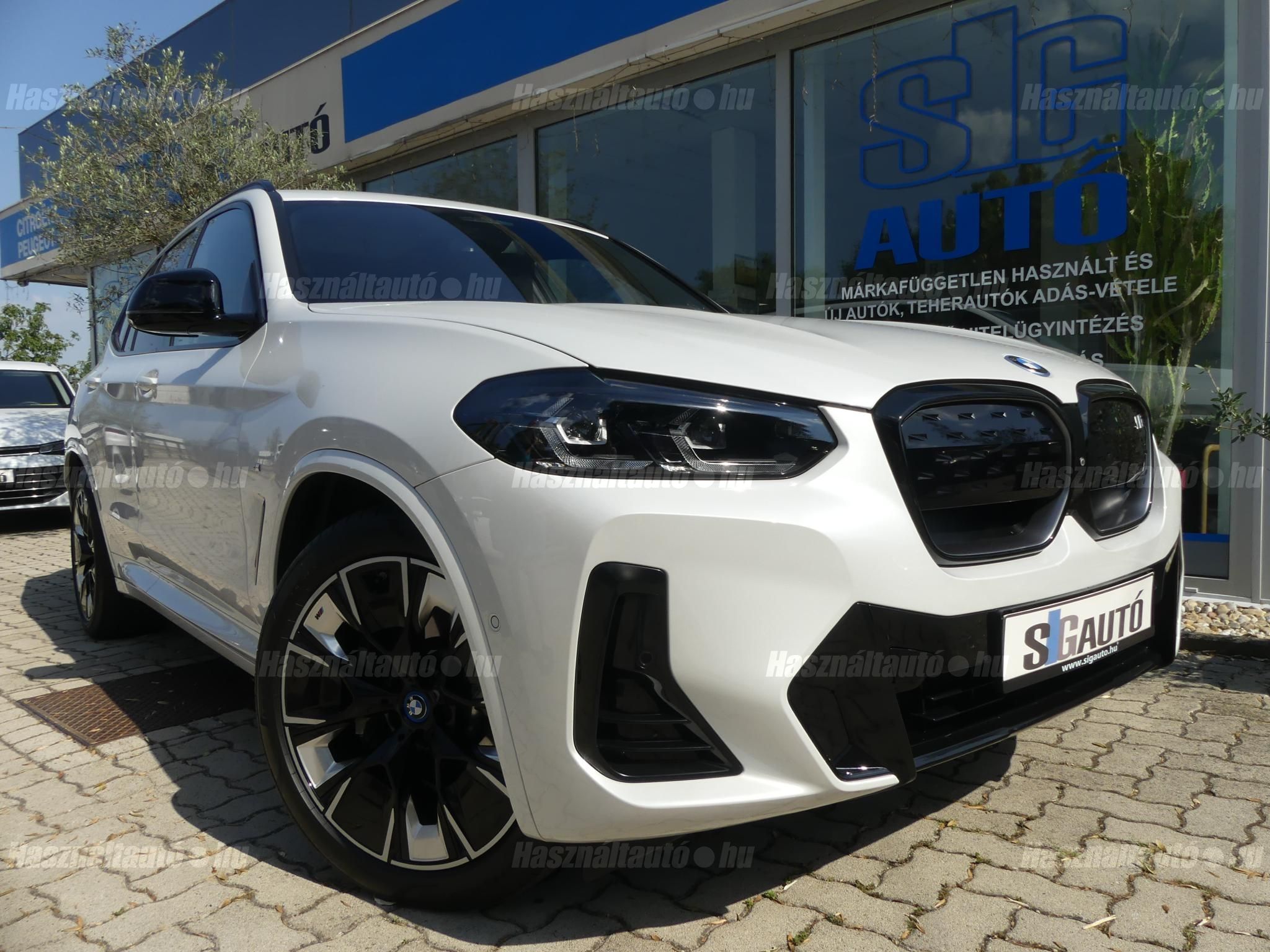 BMW IX3 2022/3 - 1