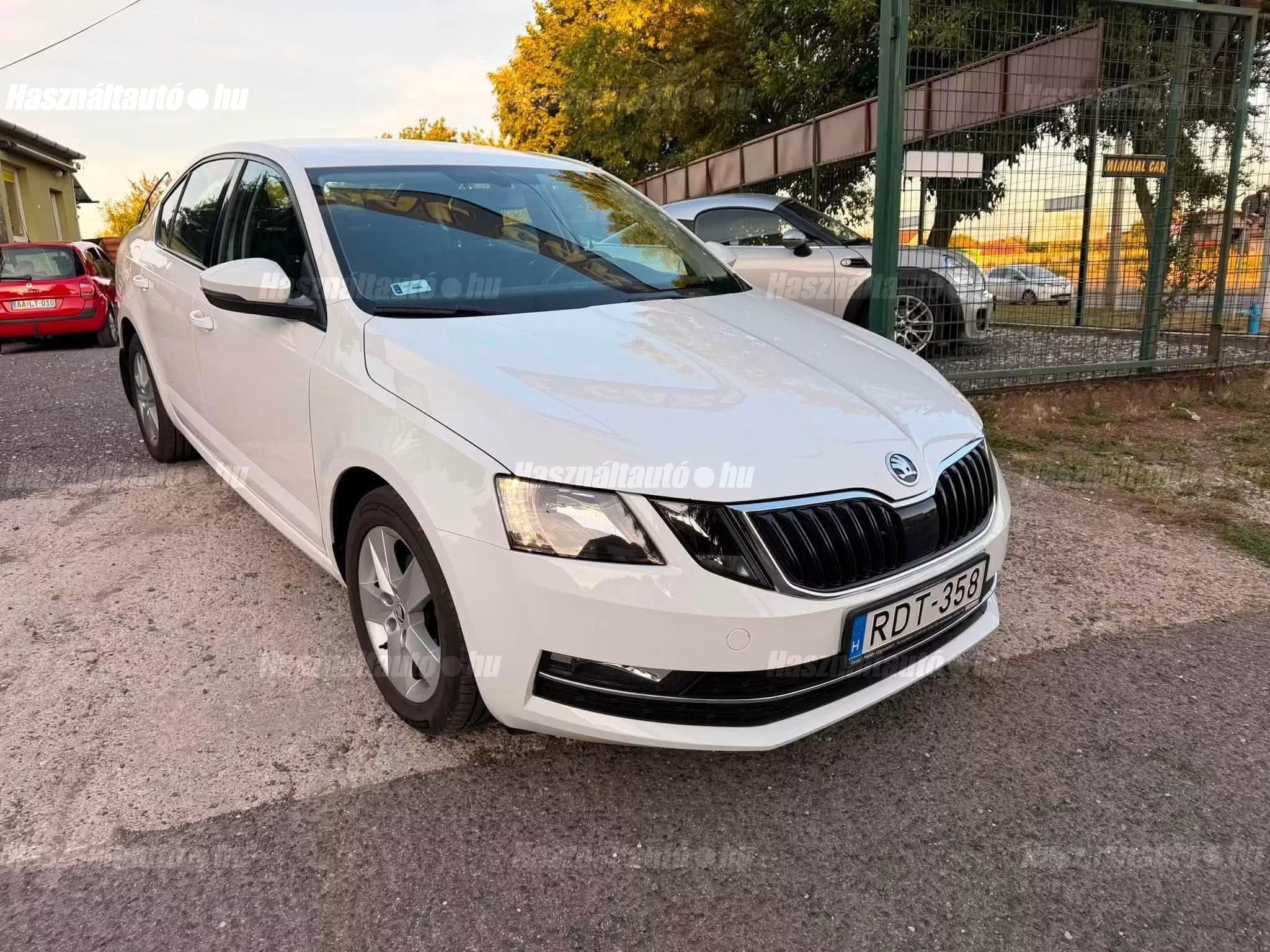 SKODA OCTAVIA 2018 - 1
