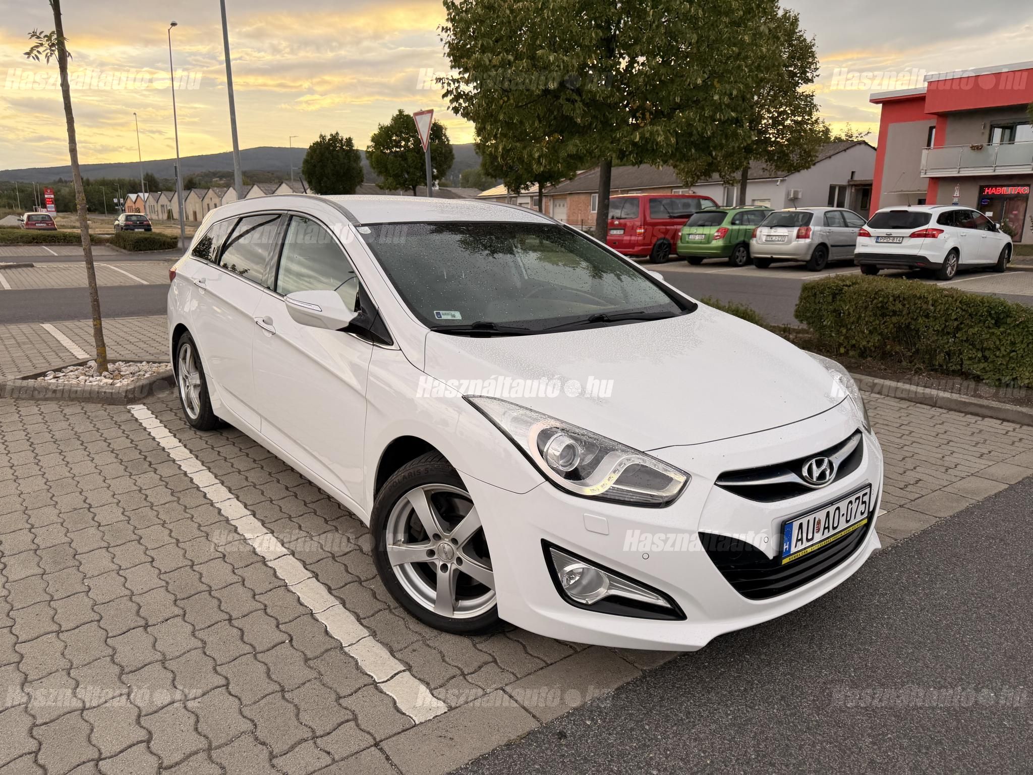 HYUNDAI I40 2013/6 - 1