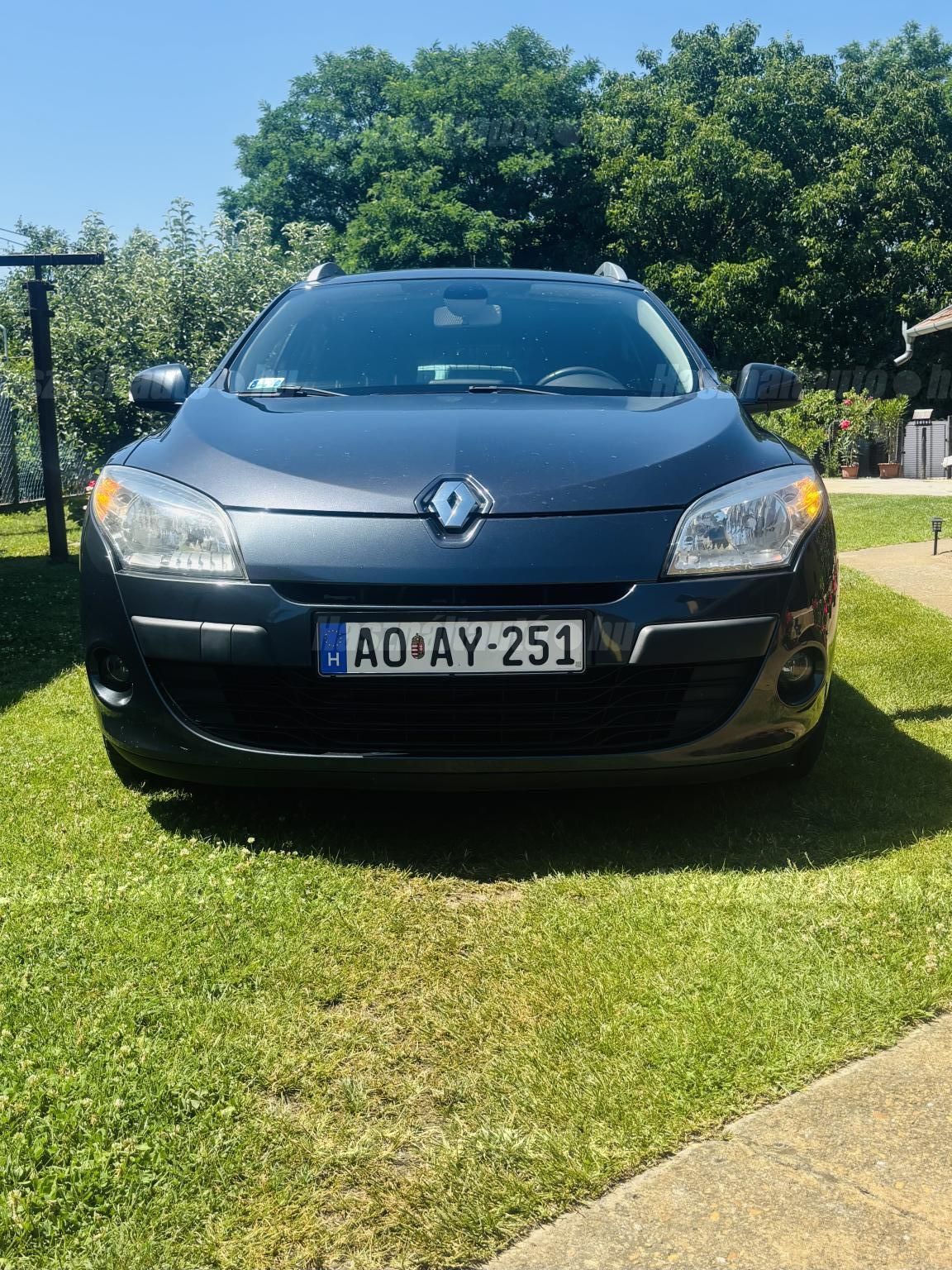 RENAULT MEGANE 2010/10 - 1